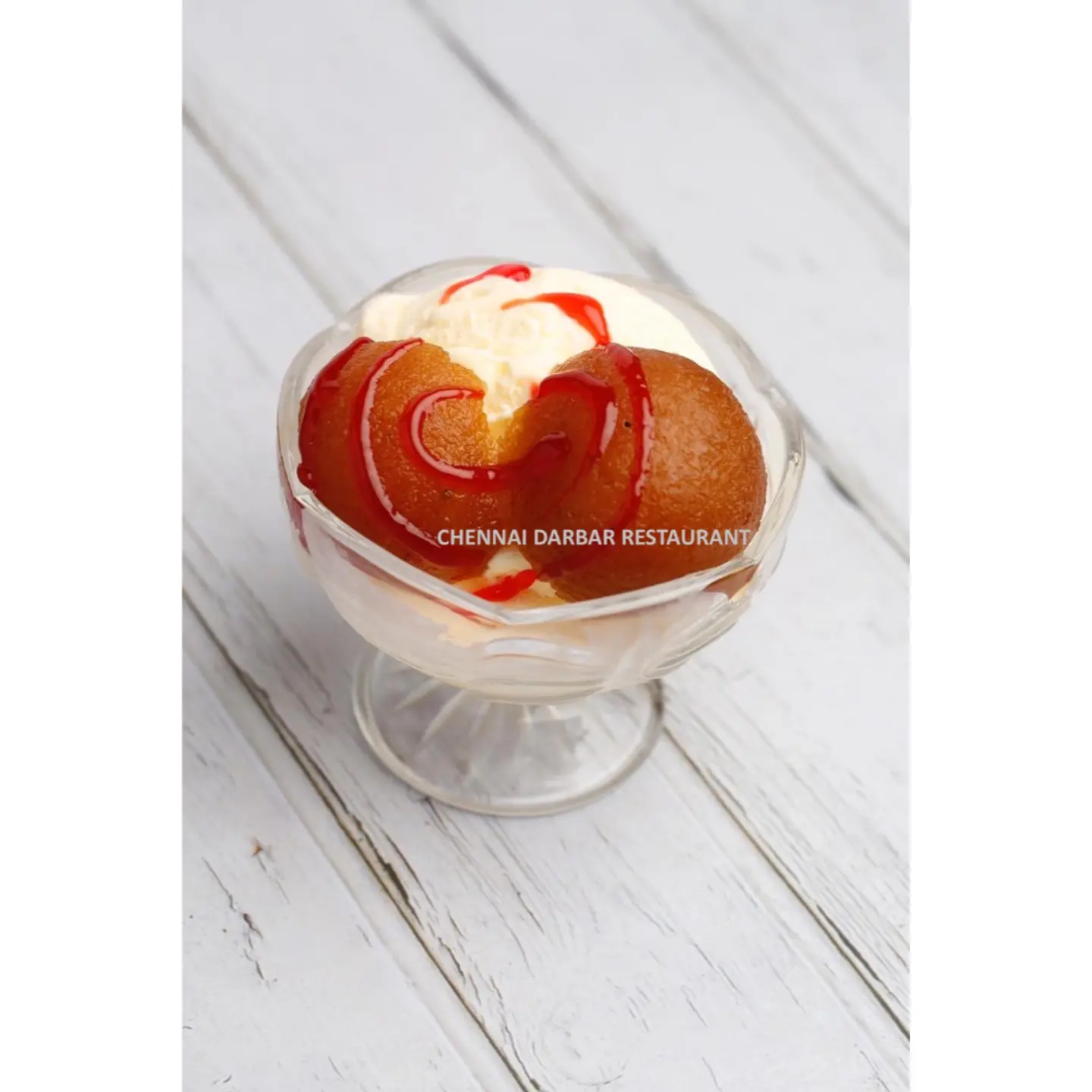 جولاب جامون مع الآيس كريم