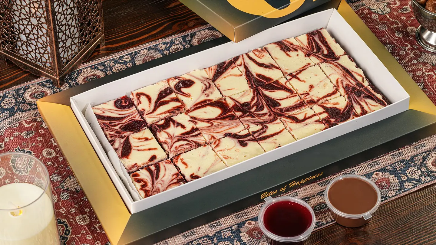 Red Velvet Cheesecake Box   New