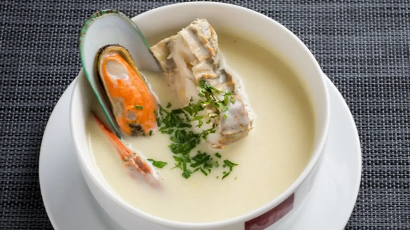 شوربة البولبايس ( البيضاء)