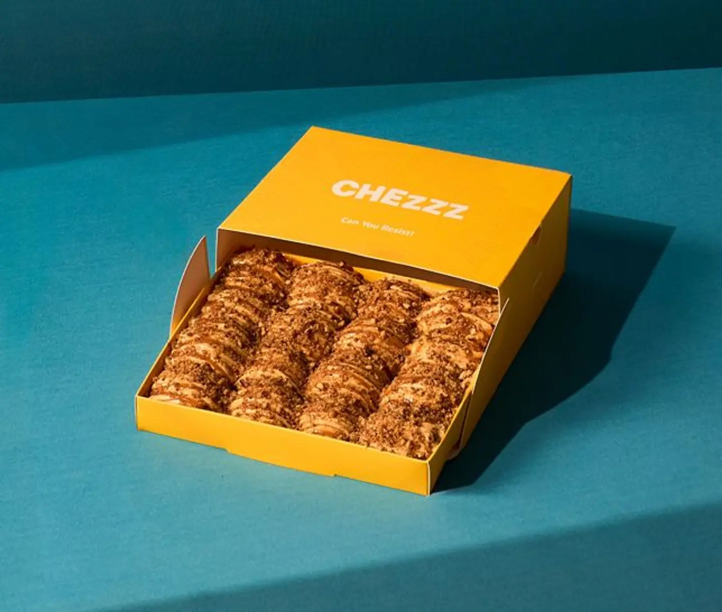 سينامون بولززز 16