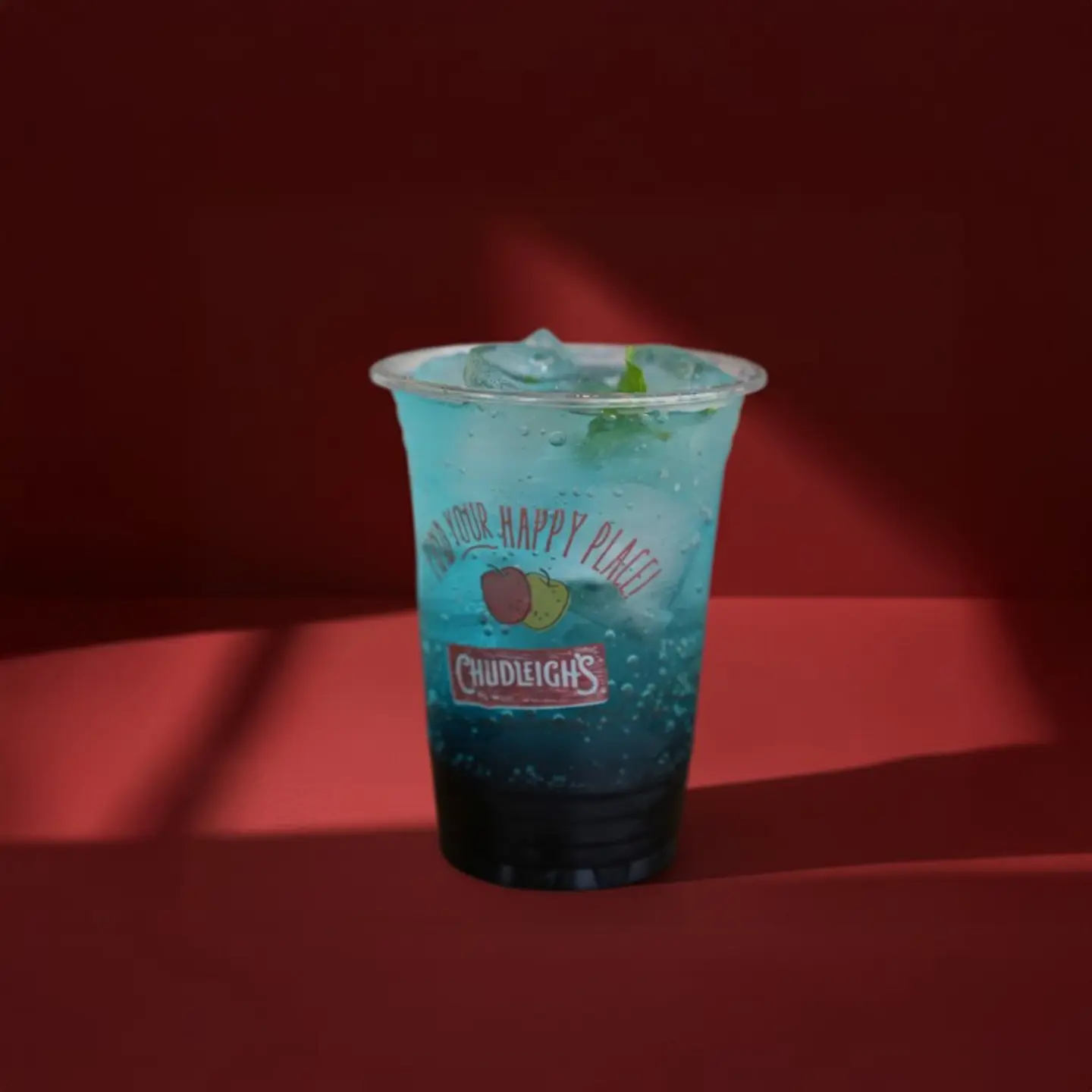 موهيتو توت أزرق