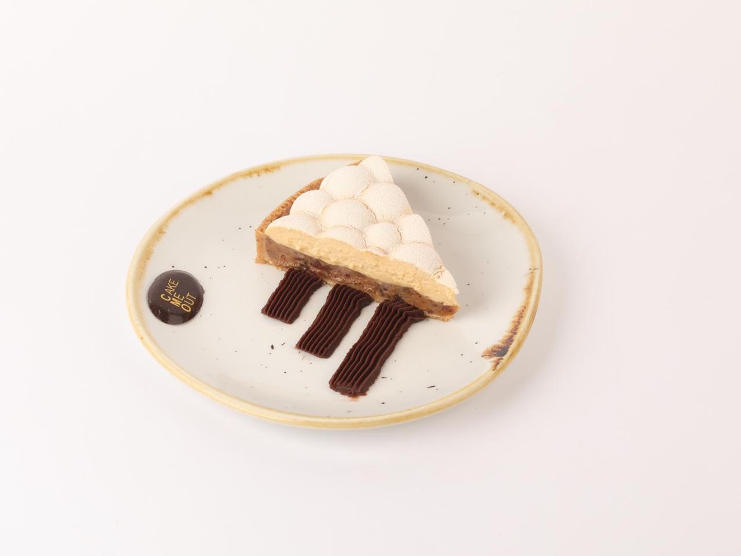 Mousse Pecan Slice