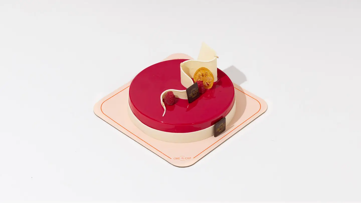 Signature Lemon Raspberry Mousse Large