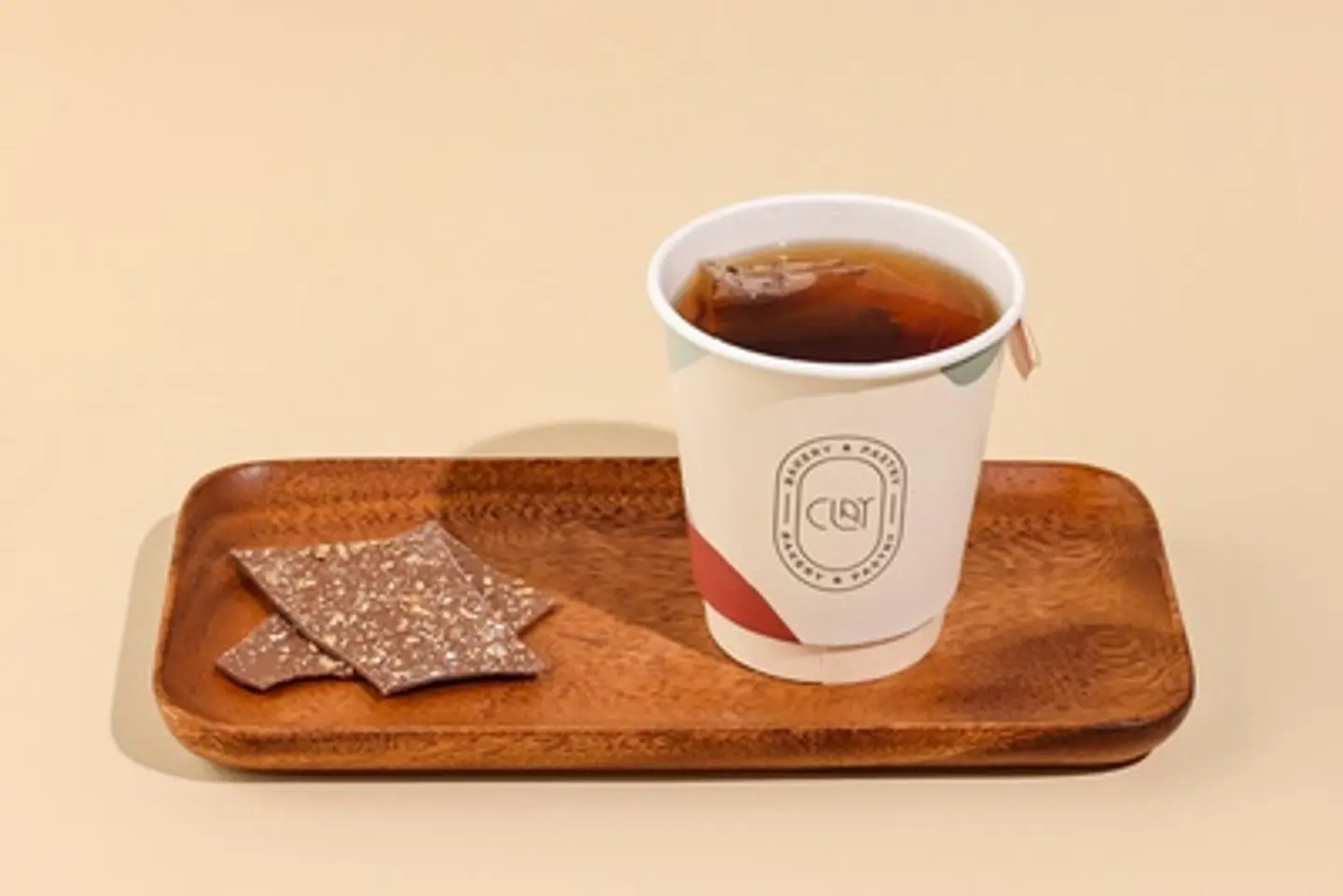 كوب شاي أسود