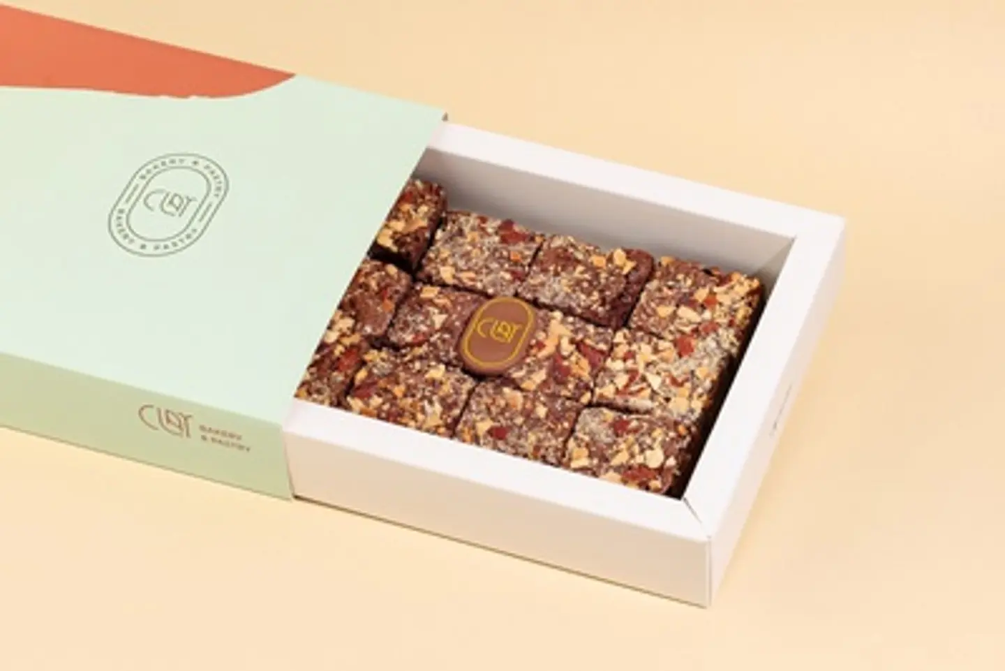 ميني براوني 18 قطعة