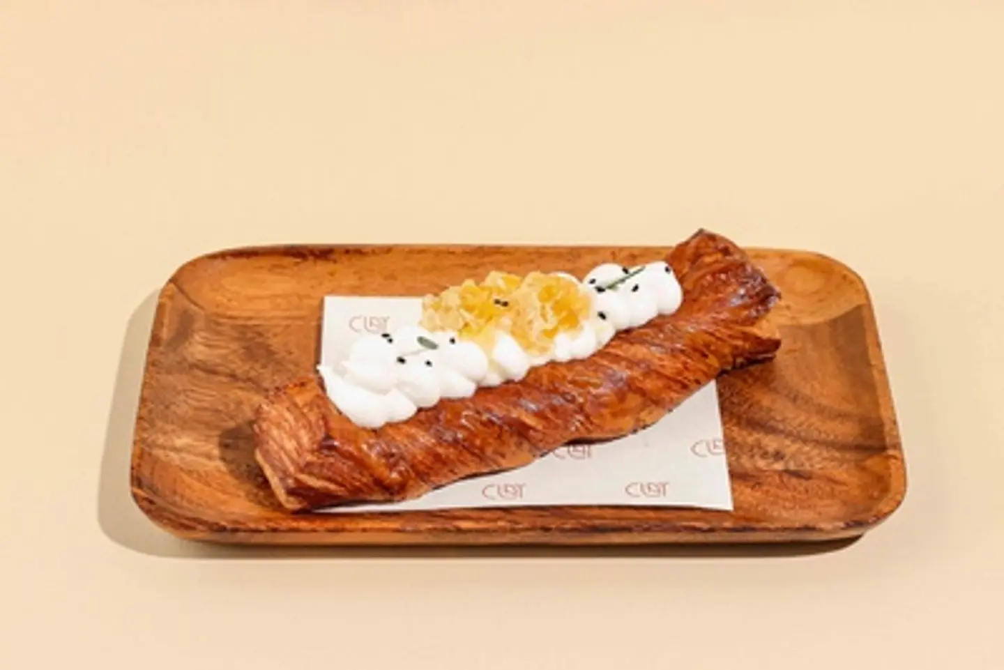 دانش اللبنة بالعسل