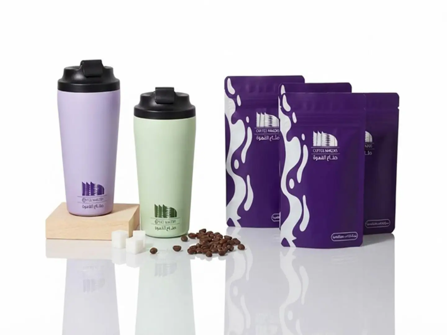 2 Mugs With 2 Coffee Beans