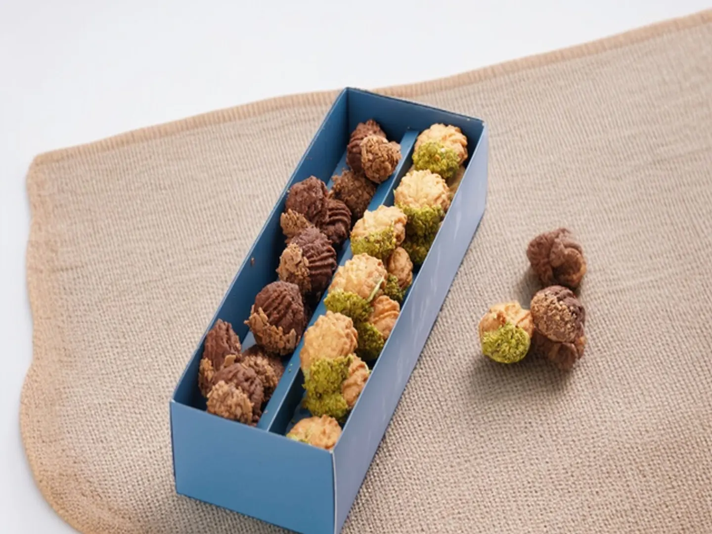 Petit Four Box