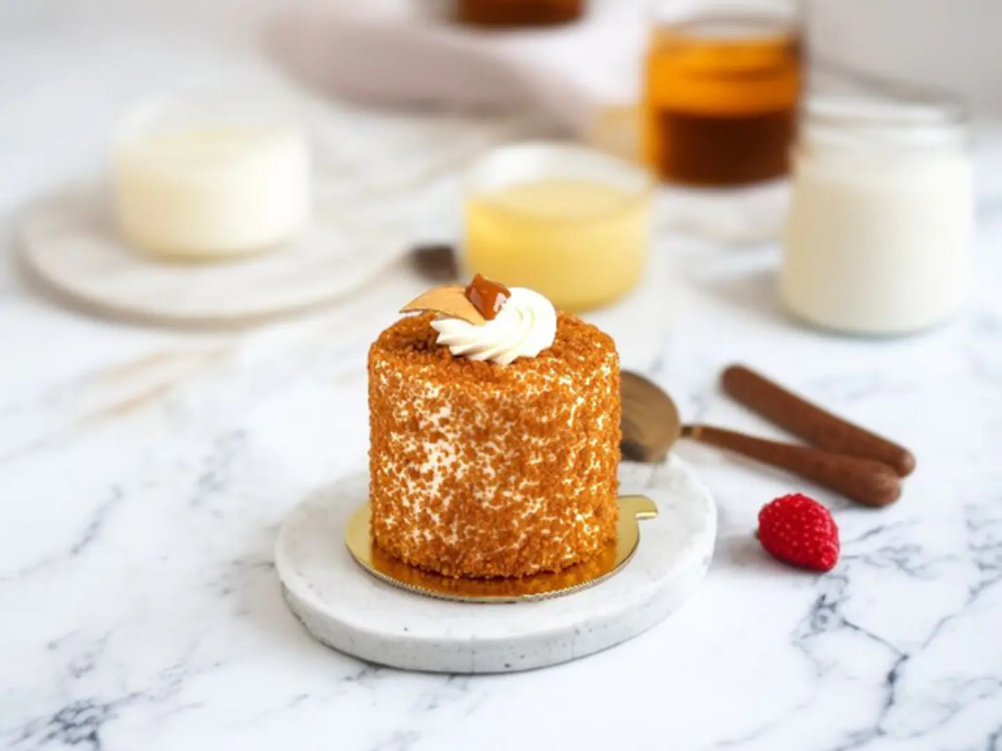 Small Honey Cake