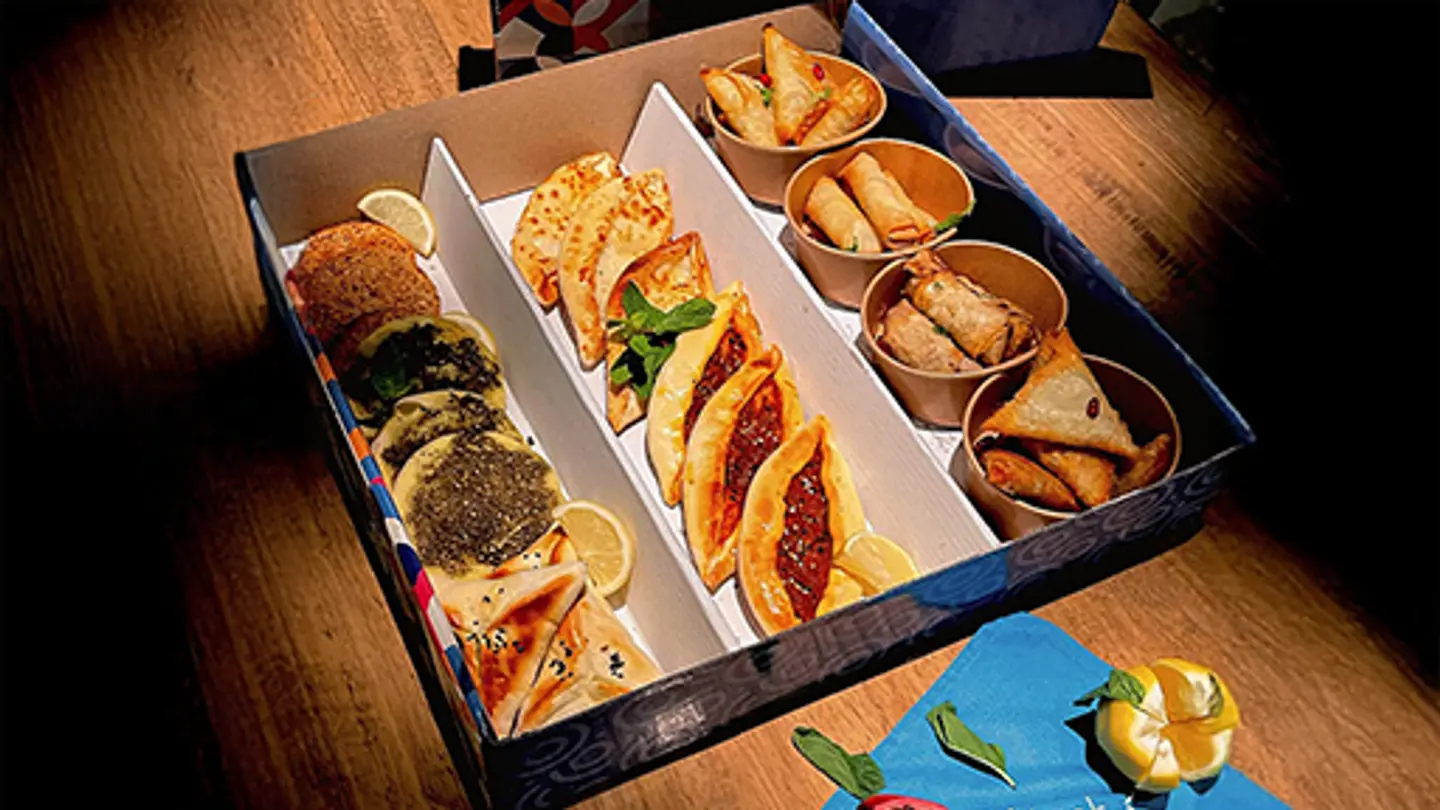 بوكس معجنات كستليته