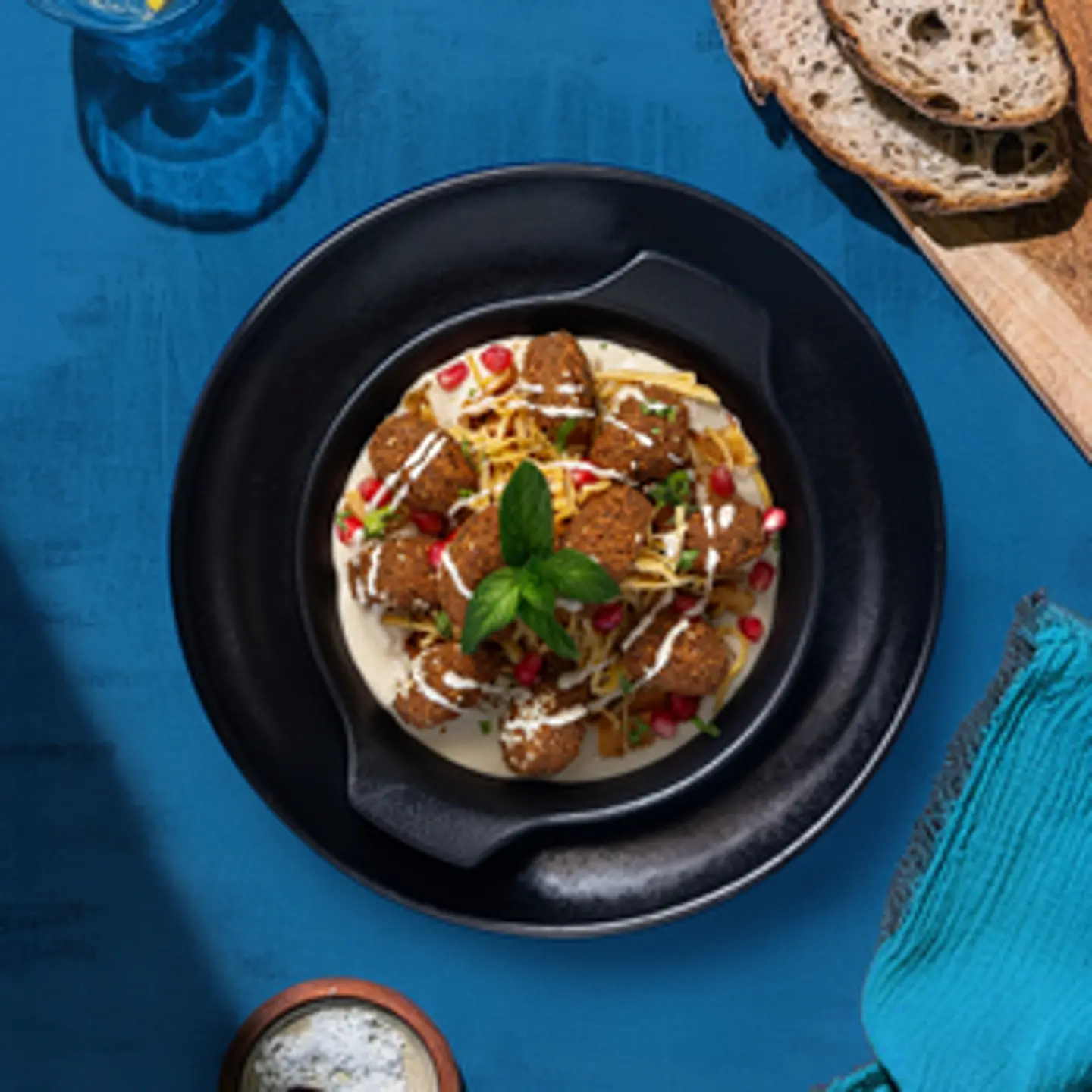 فتة الفلافل بالطحينية