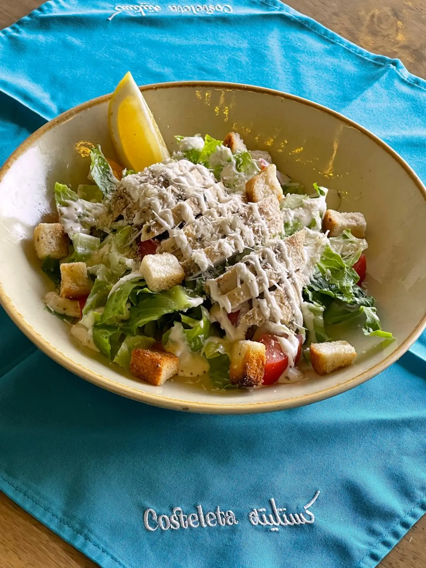 سيزر سالد بالدجاج