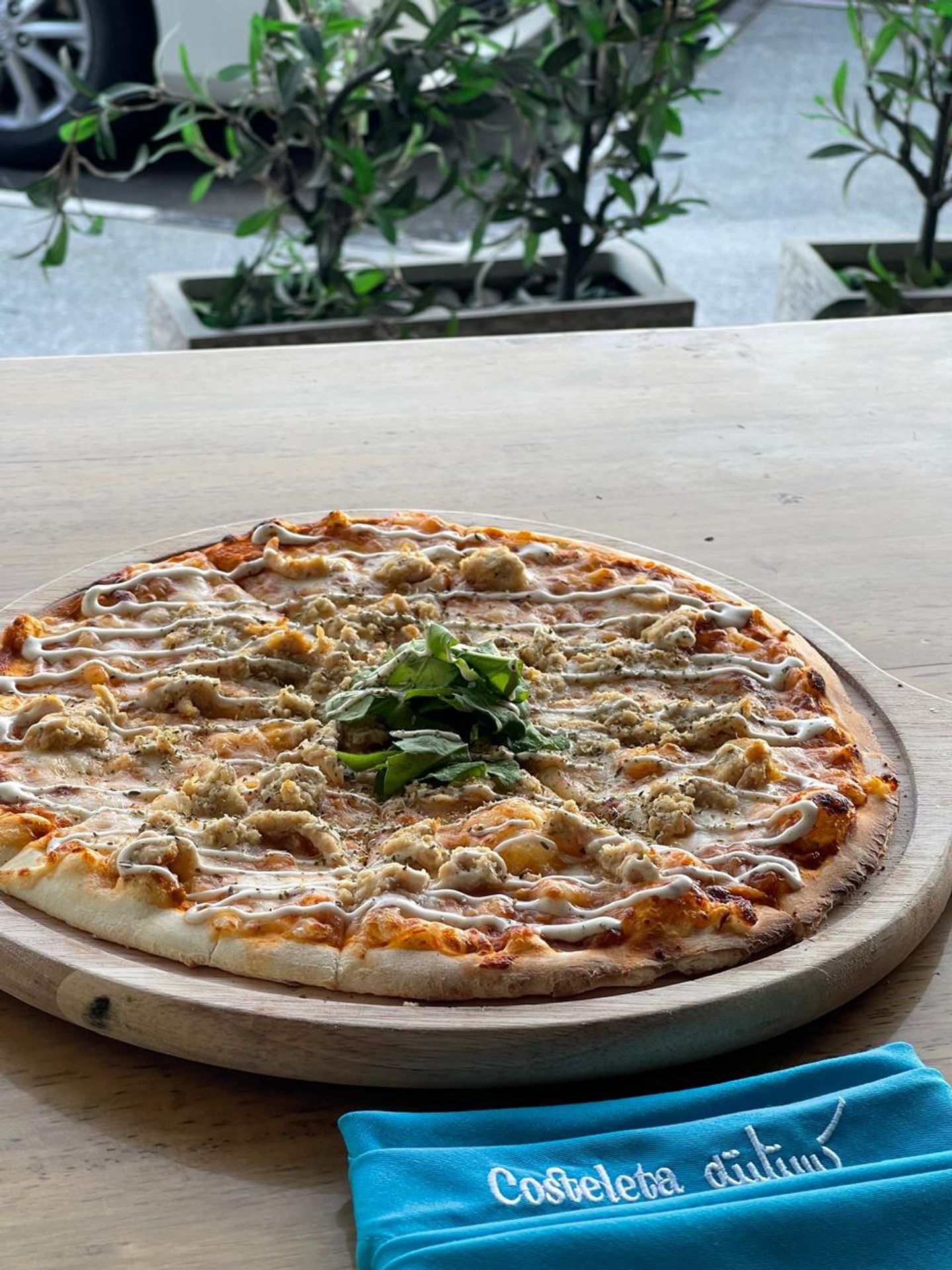 Chicken Alfredo Pizza