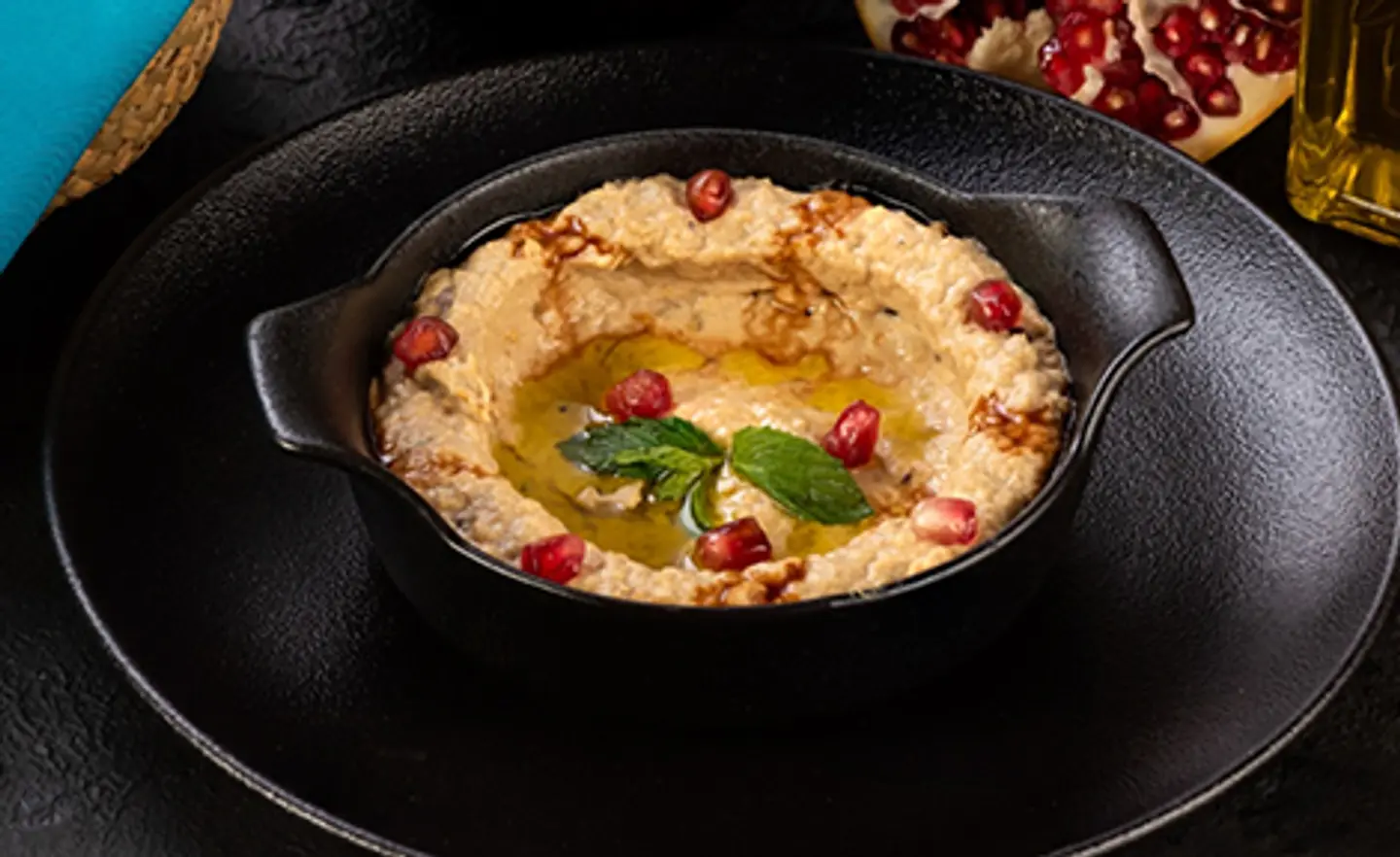 متبل باذنجان مع دبس رمان