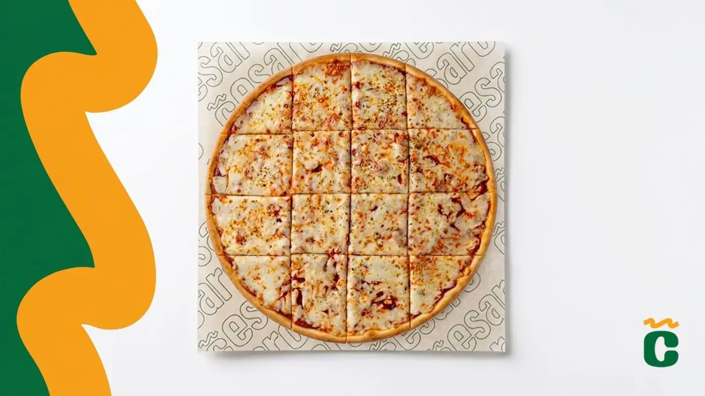 بيتزا مارجريتا حجم كبير