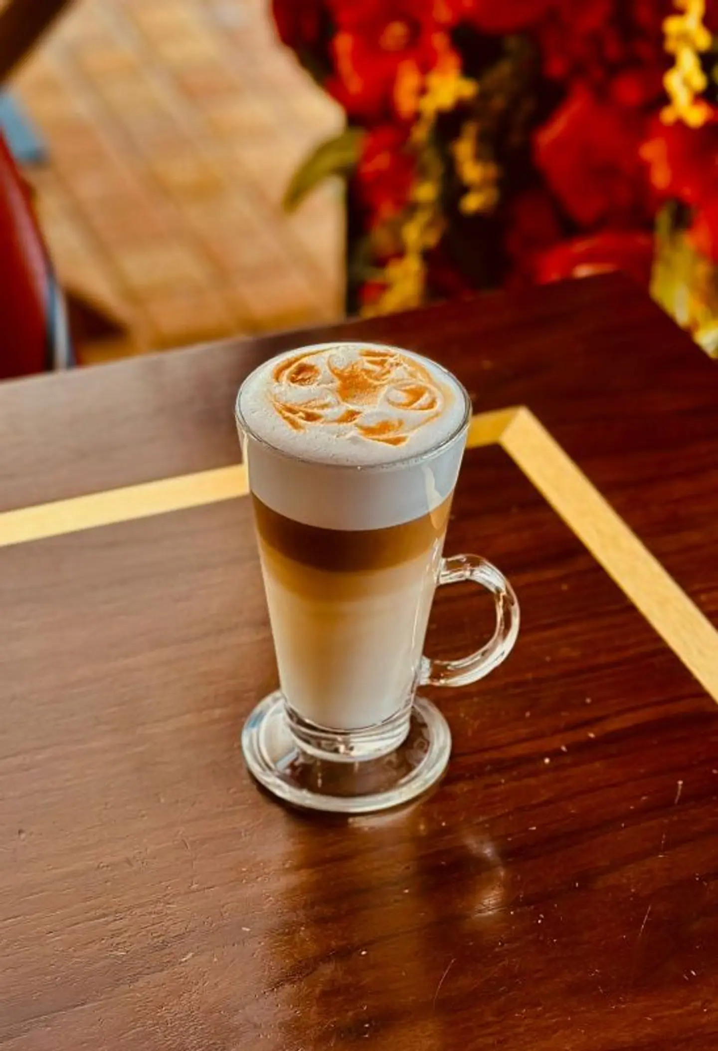 Latte (Regular/ Decaf)