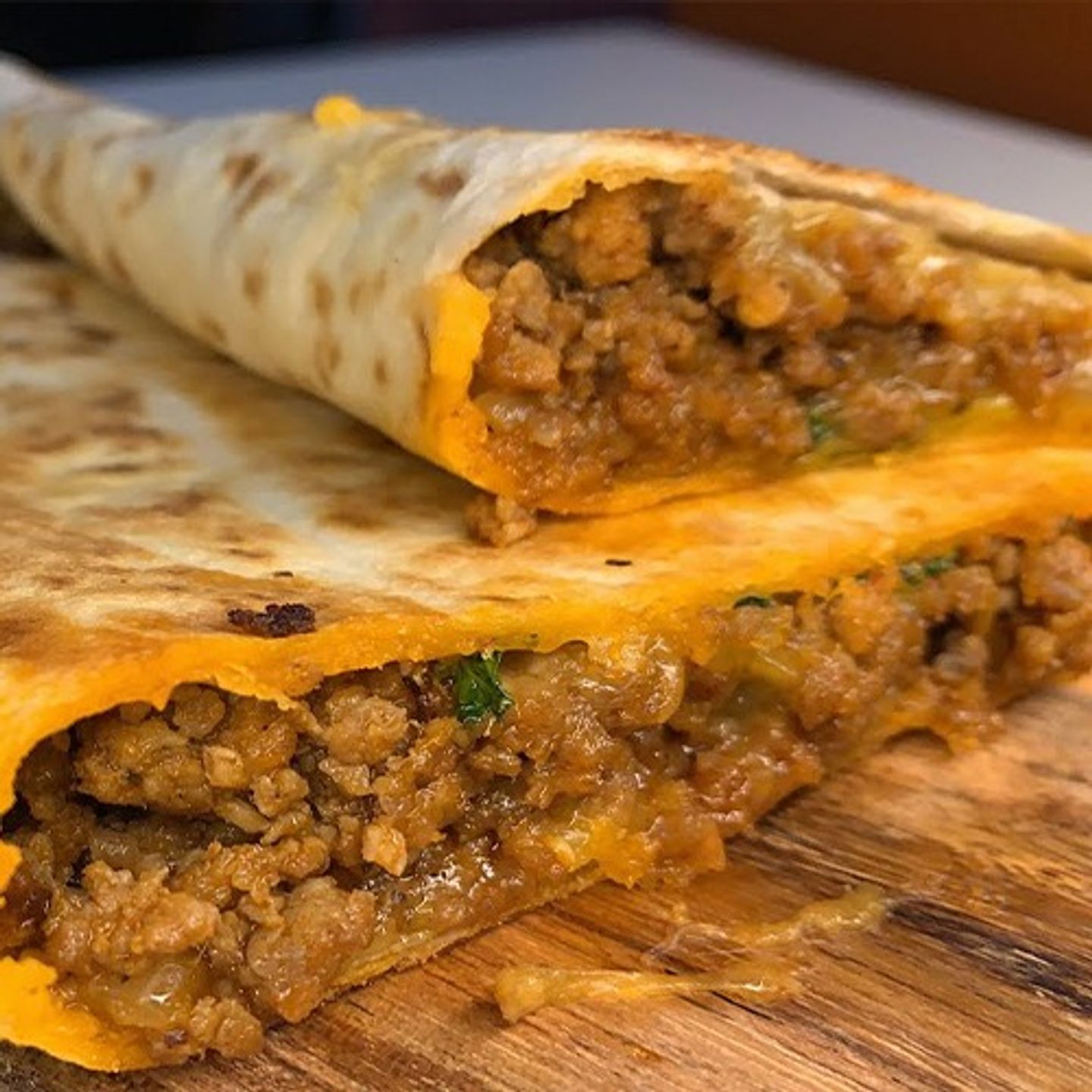 Salty White Chapati With Minced Meat & Cheese