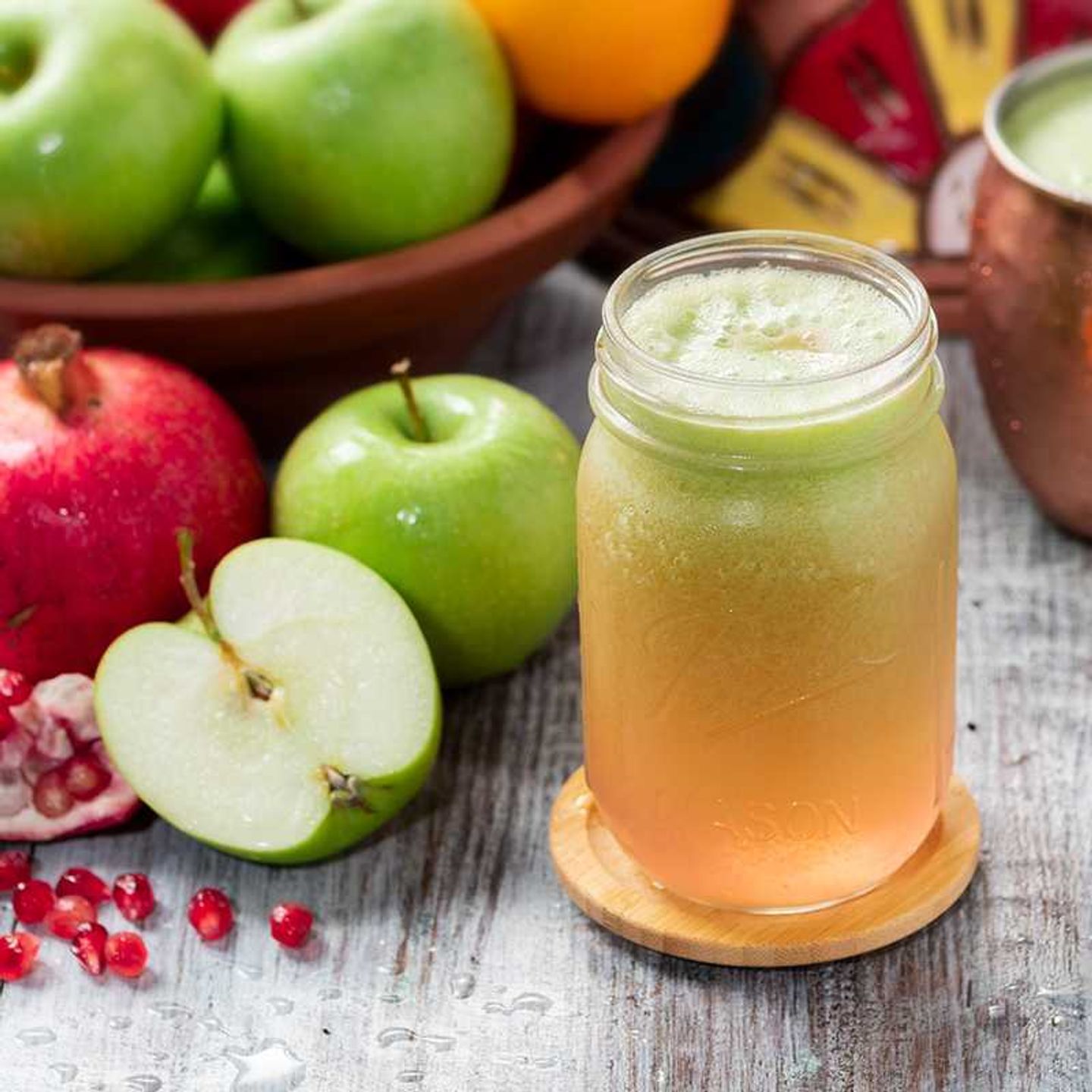 Apple & Pomegranate Juice