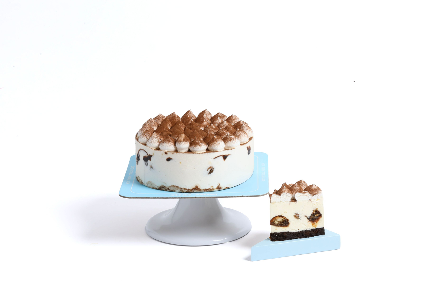 عرض كيكة تيراميسو حجم كبير