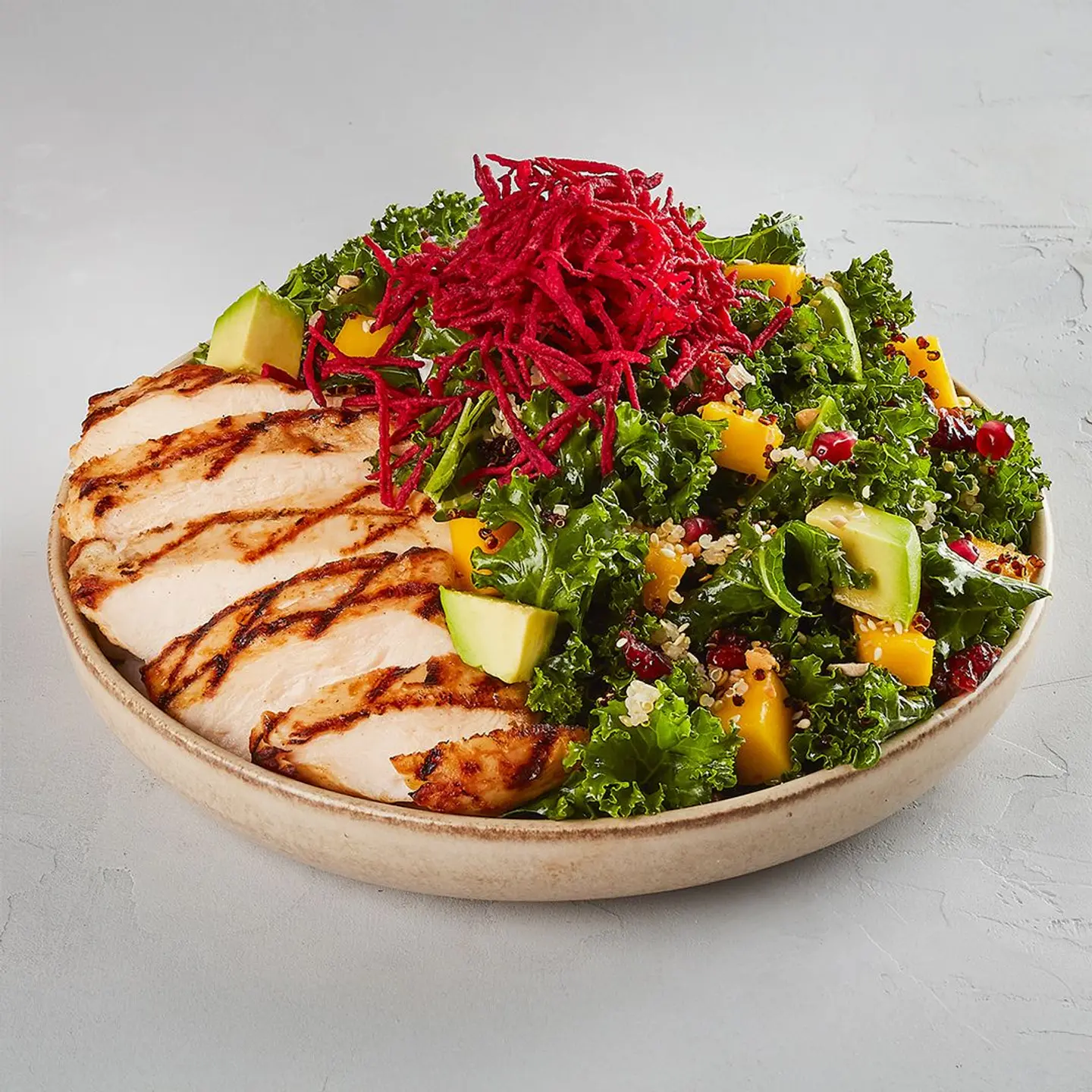 سلطة الكيل بالدجاج الخفيف