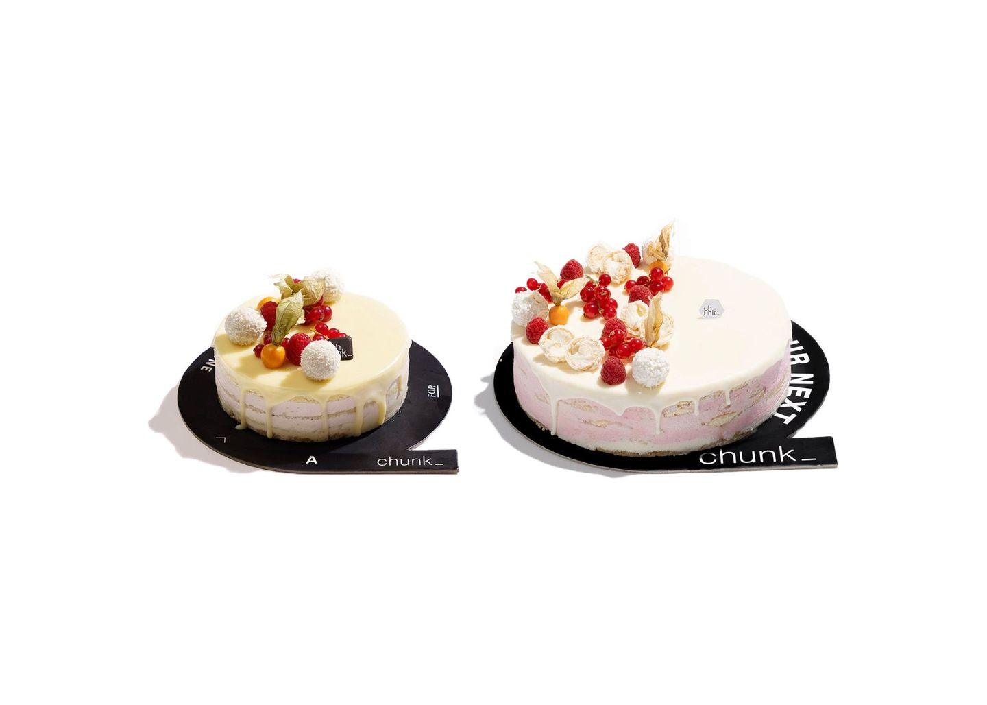 Crunchy Berries Cake