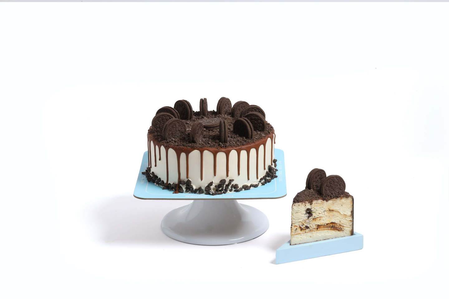 Cookies N Cream Cake Large Offer