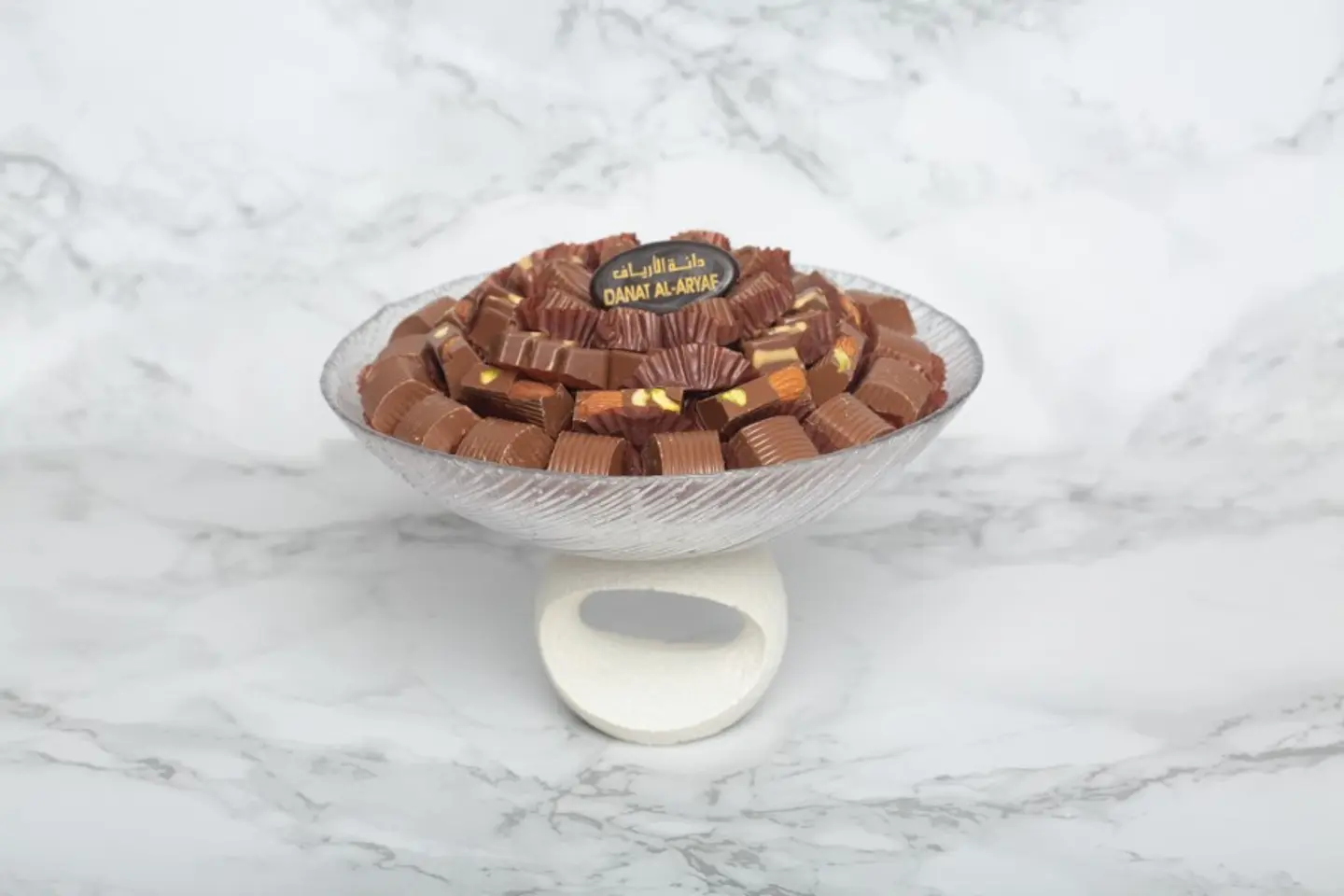 Luxury Chocolate Exposed Vase With A Base