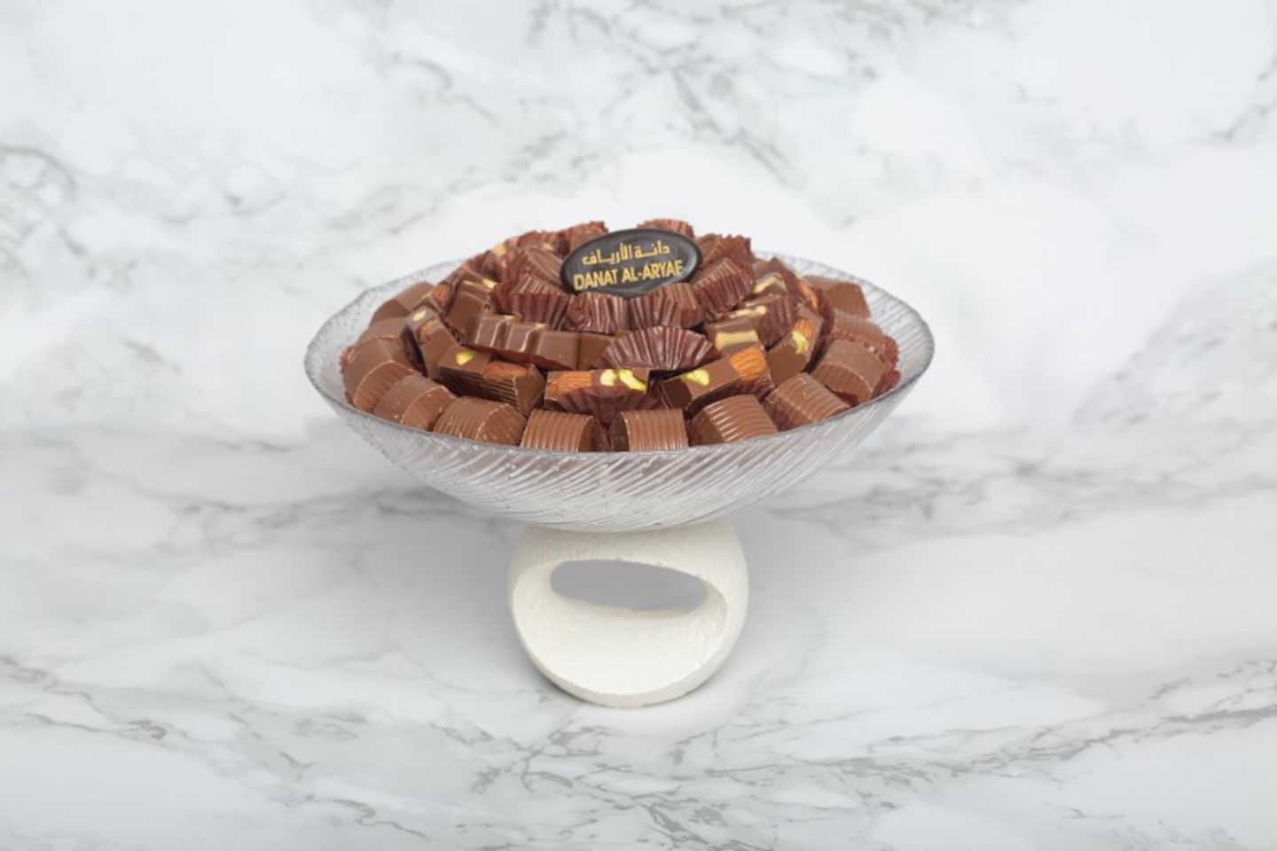 Luxury Chocolate Exposed Vase With A Base