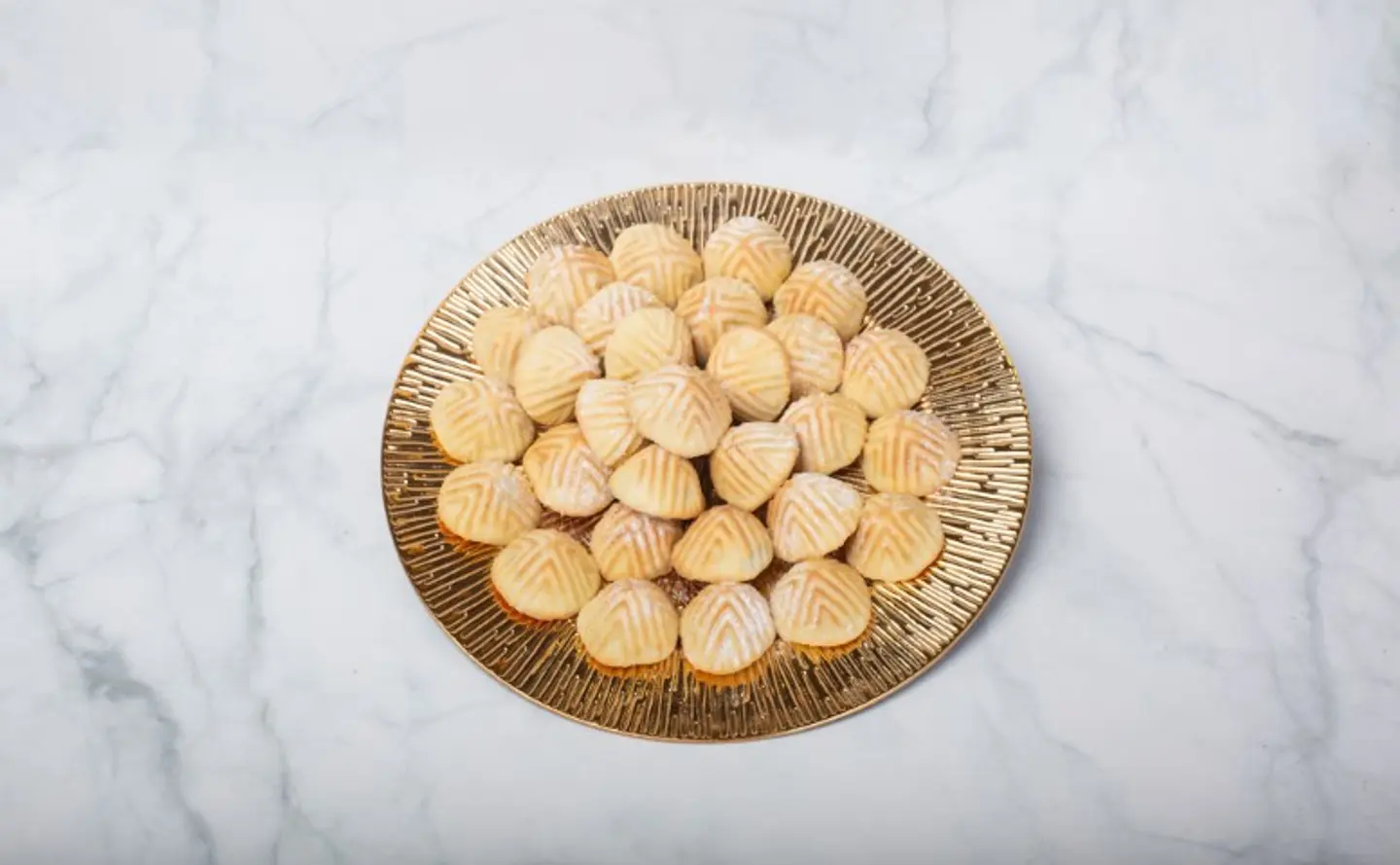 Maamoul Dates Dish