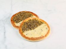 مناقيش زعتر وجبن