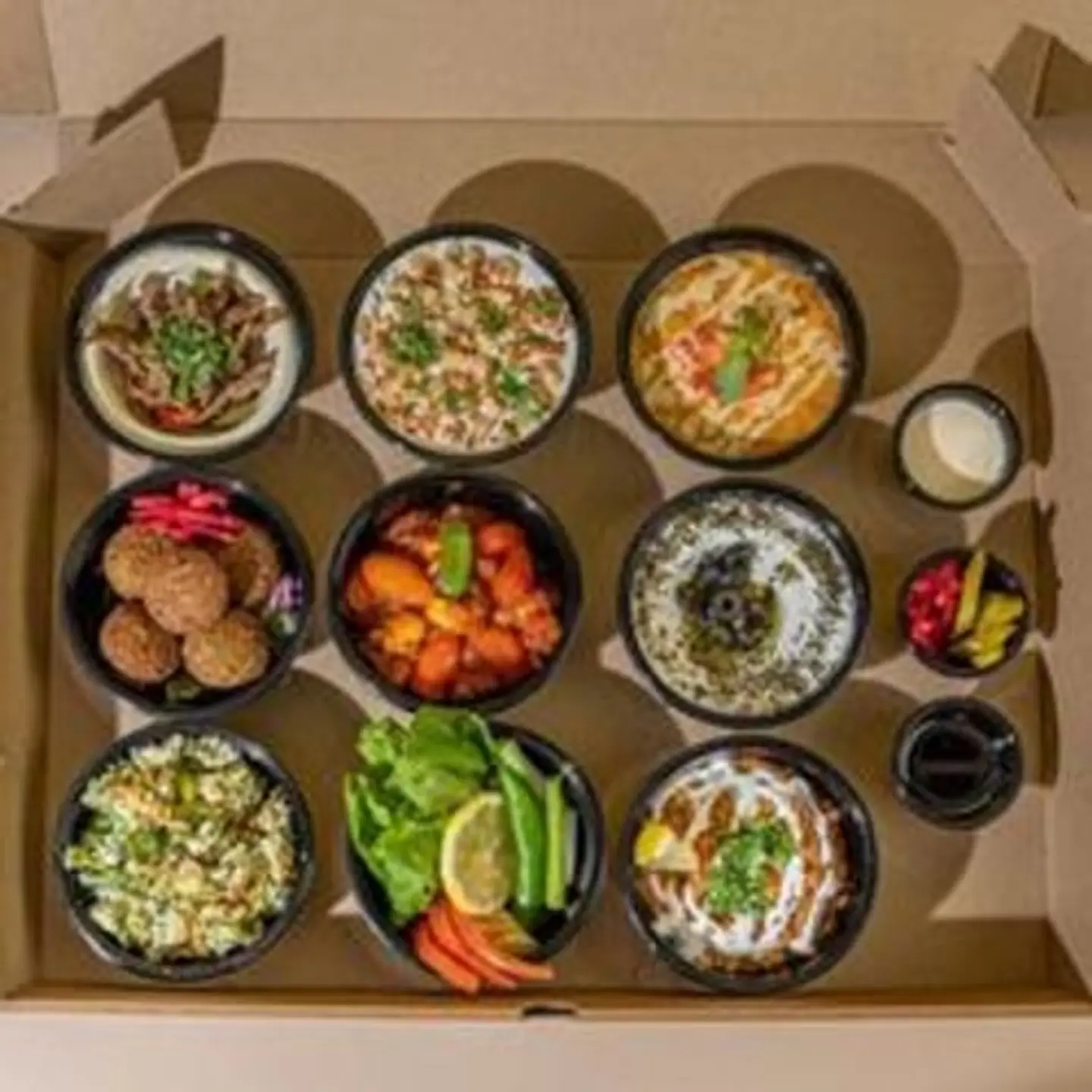 Freej Boumbarak Box