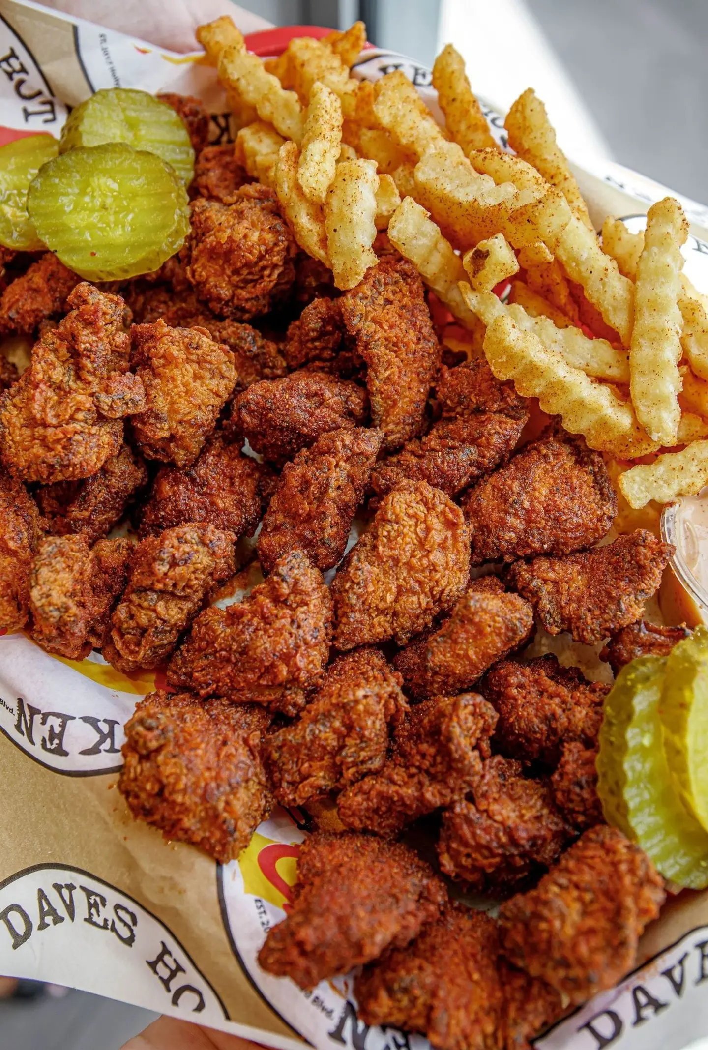 هوت بوكس ديف بايتس