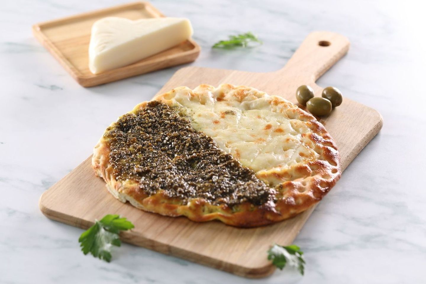 Brown Mix Manakish Chess Zaatar