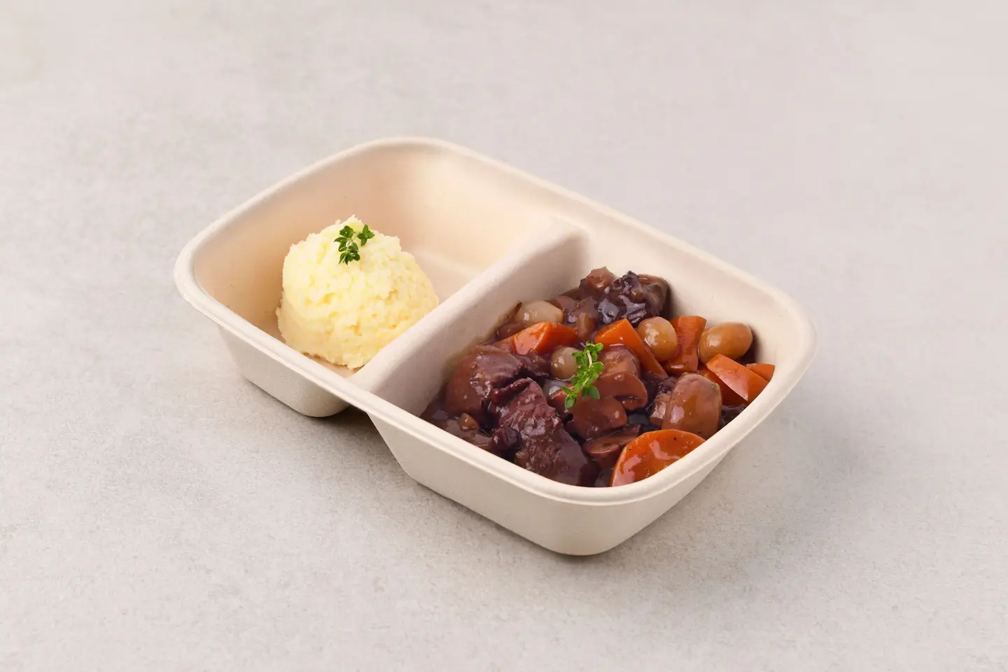 لحم البقر بورغينيون