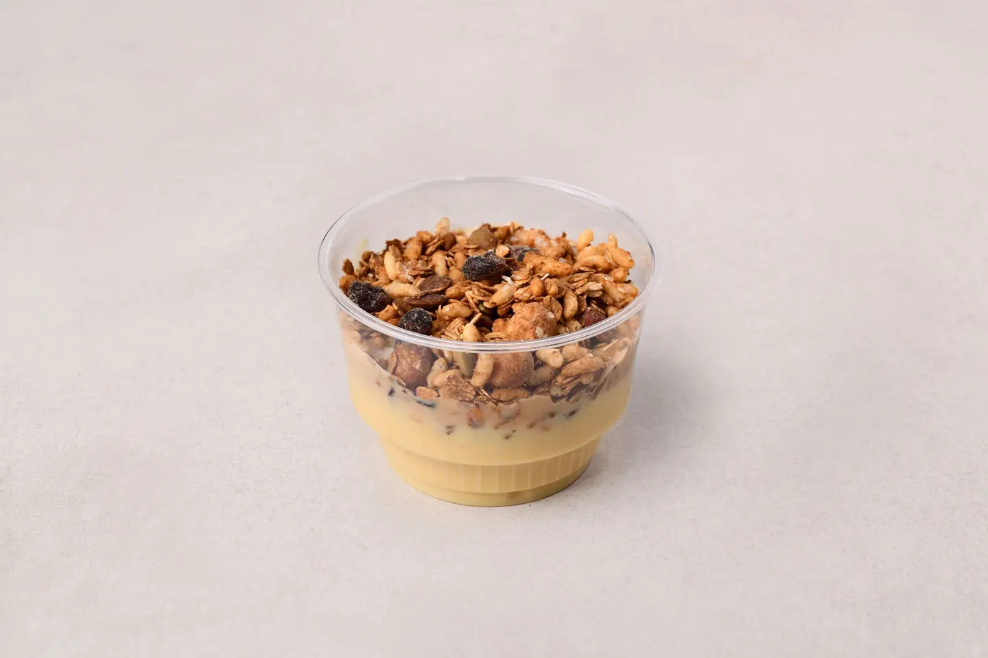 Granola With Peach Yogurt