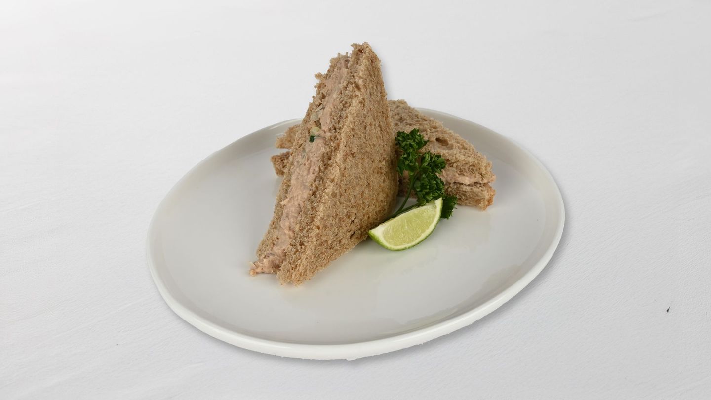 Tuna Club Sandwich