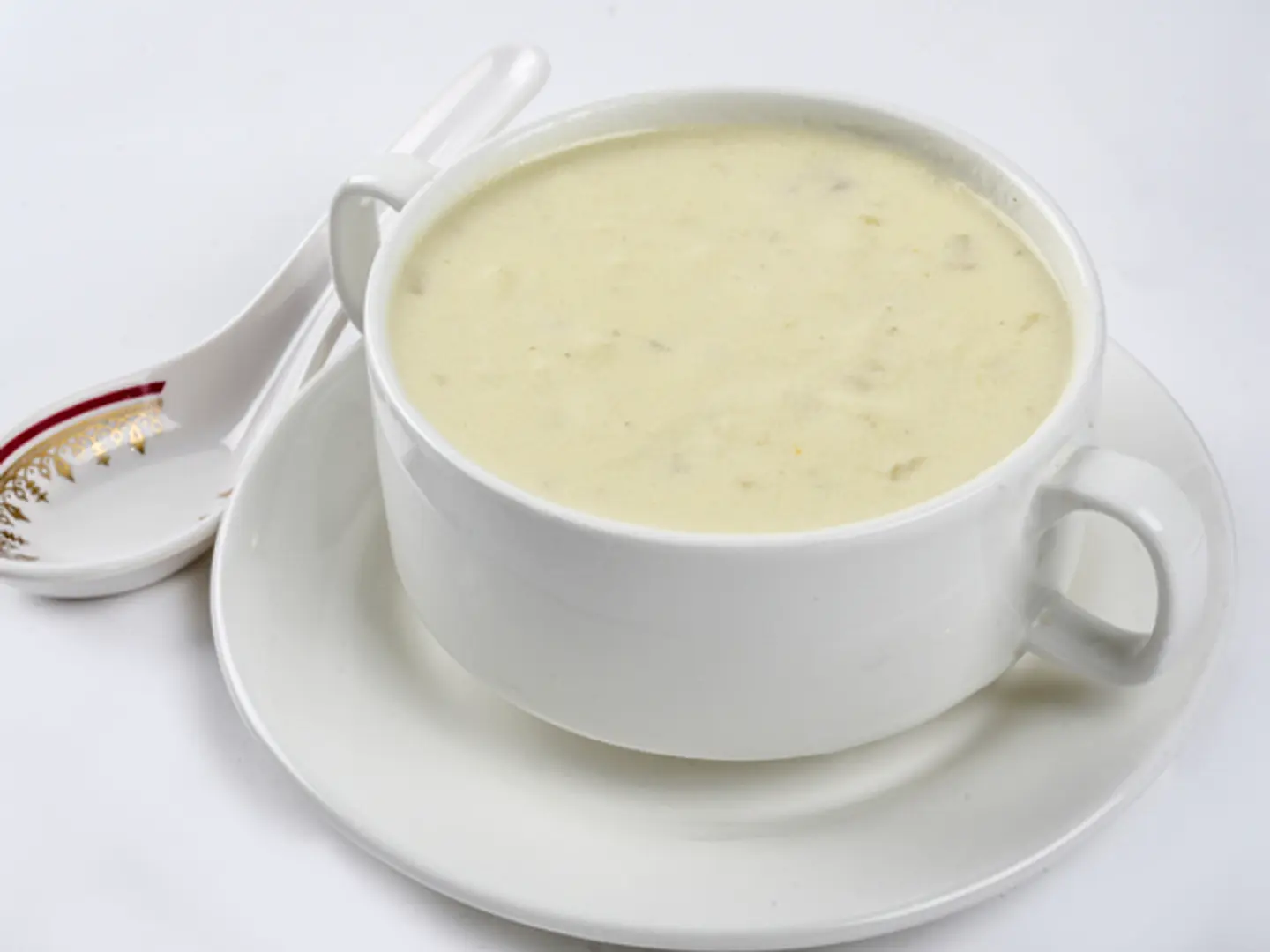 شوربة الدجاج بالكريمة والمشروم