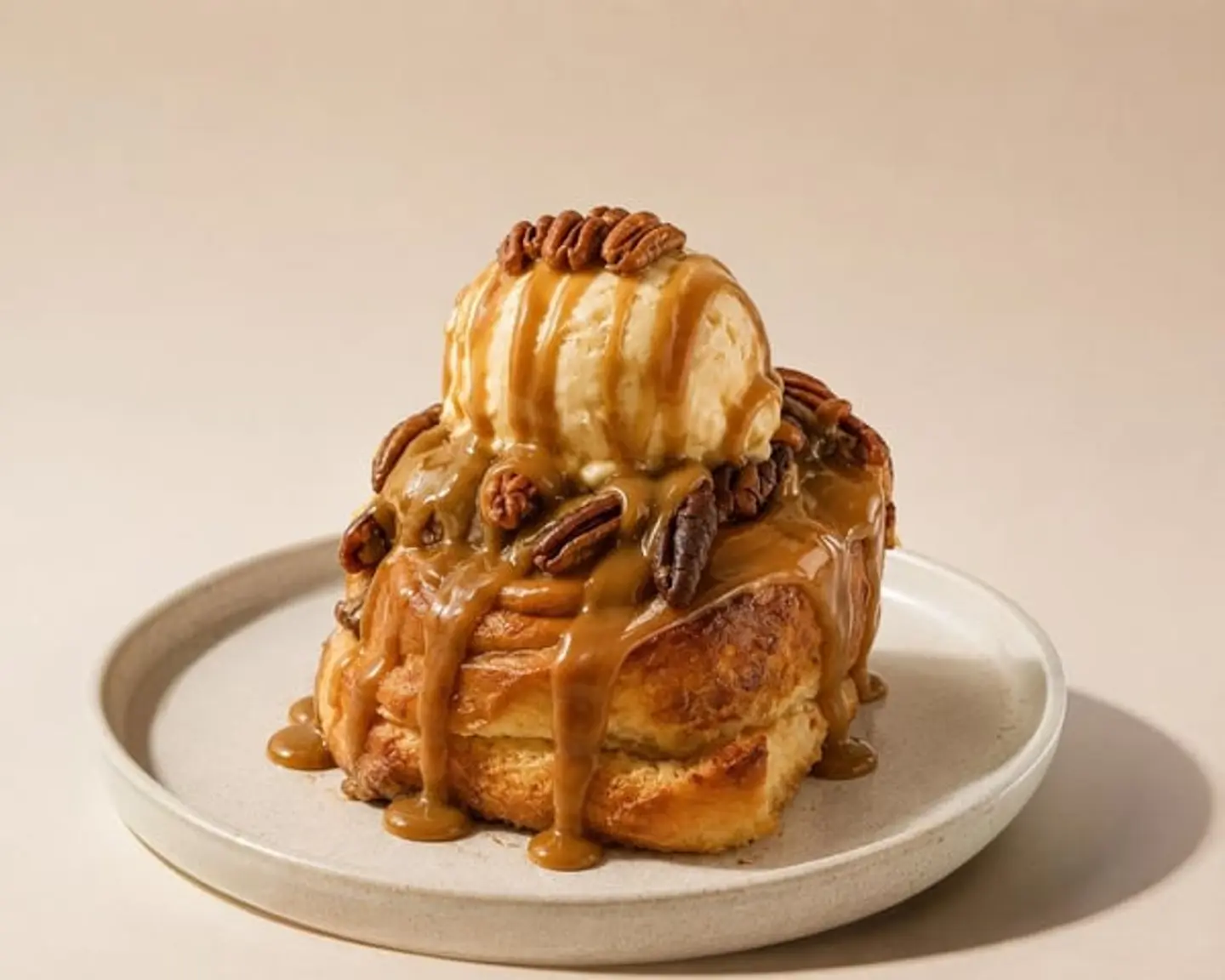 Carmelita Pecan Ice Cream Cinnamon Roll