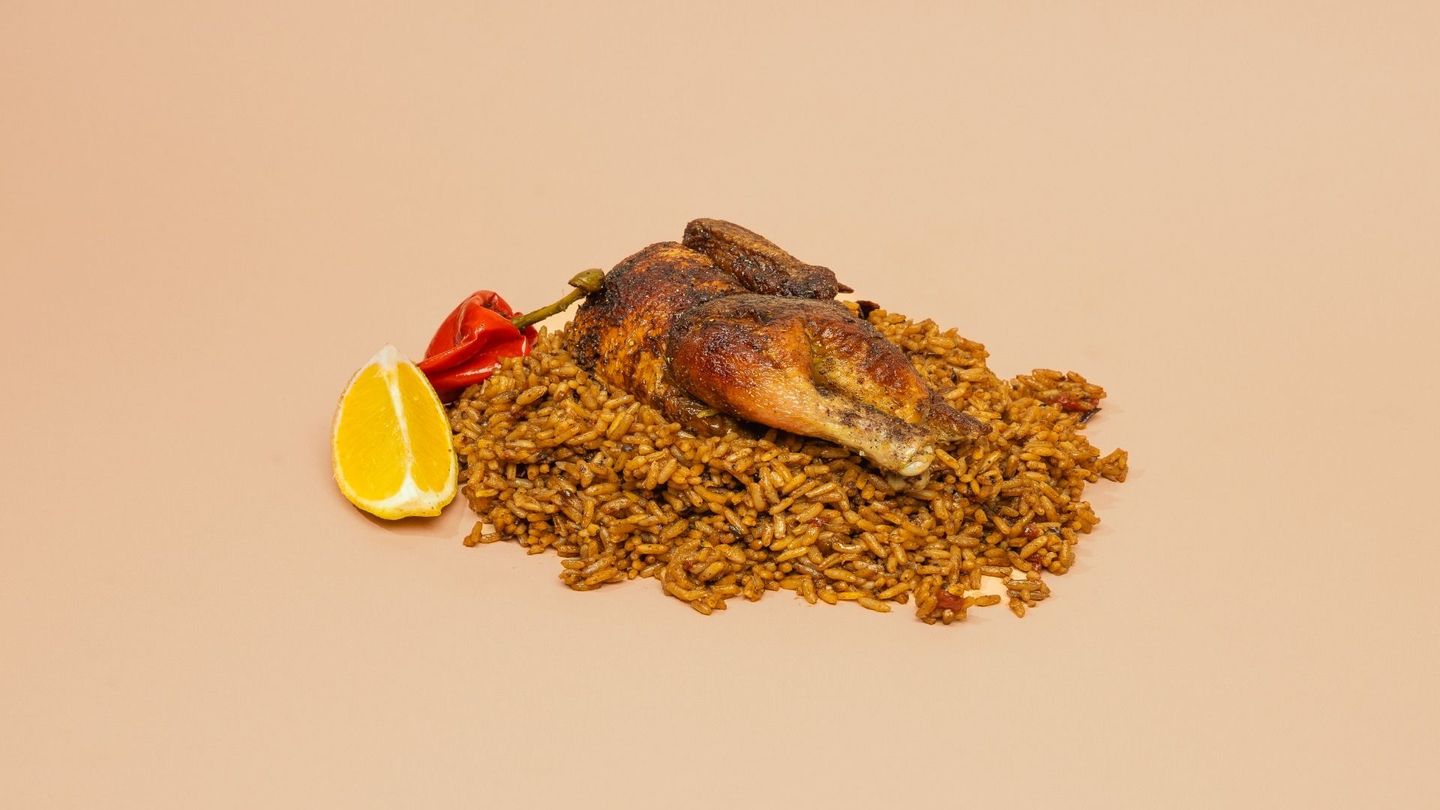 نص دجاج شواية مع رز محمر