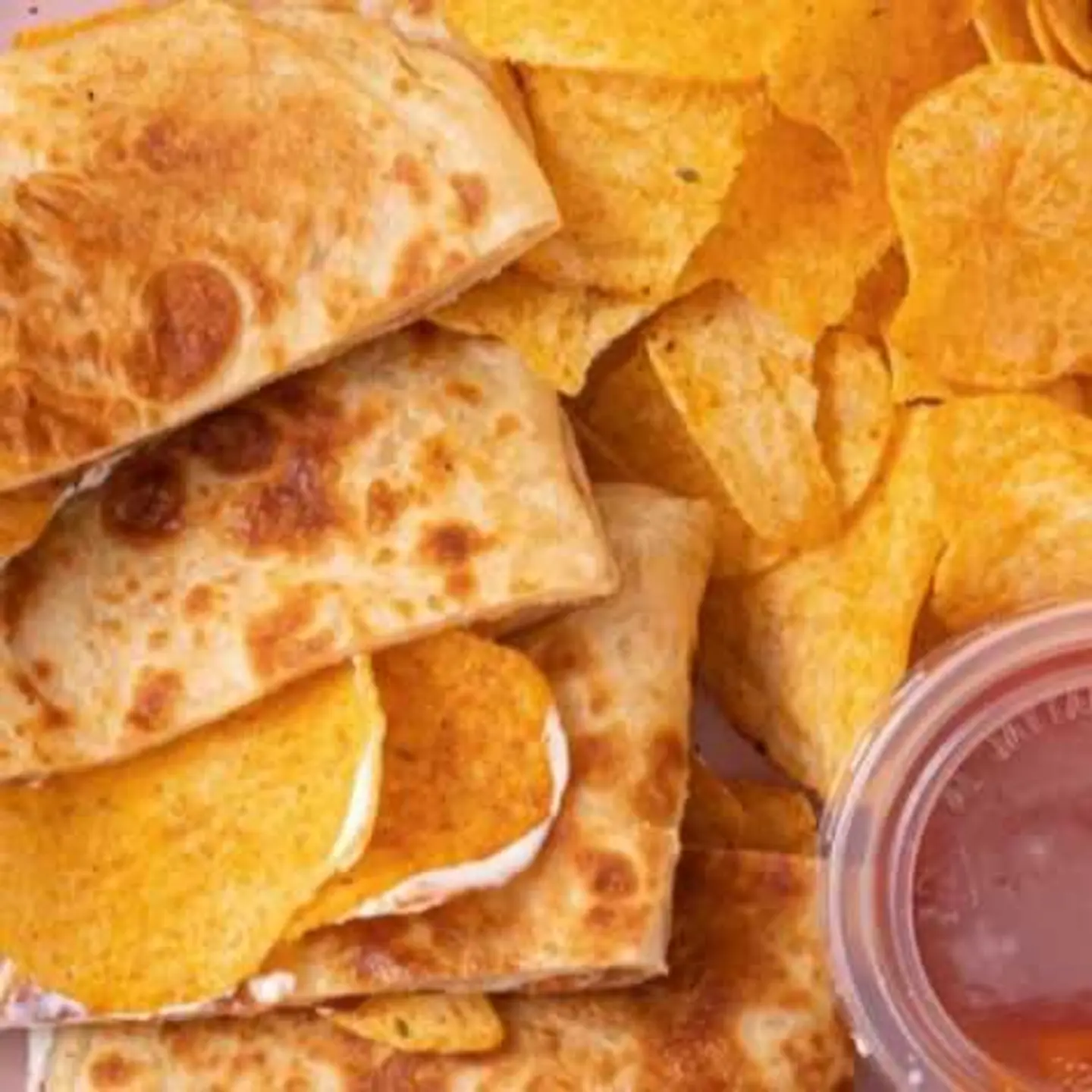 Mini Mataf Cheese And Oman Chips