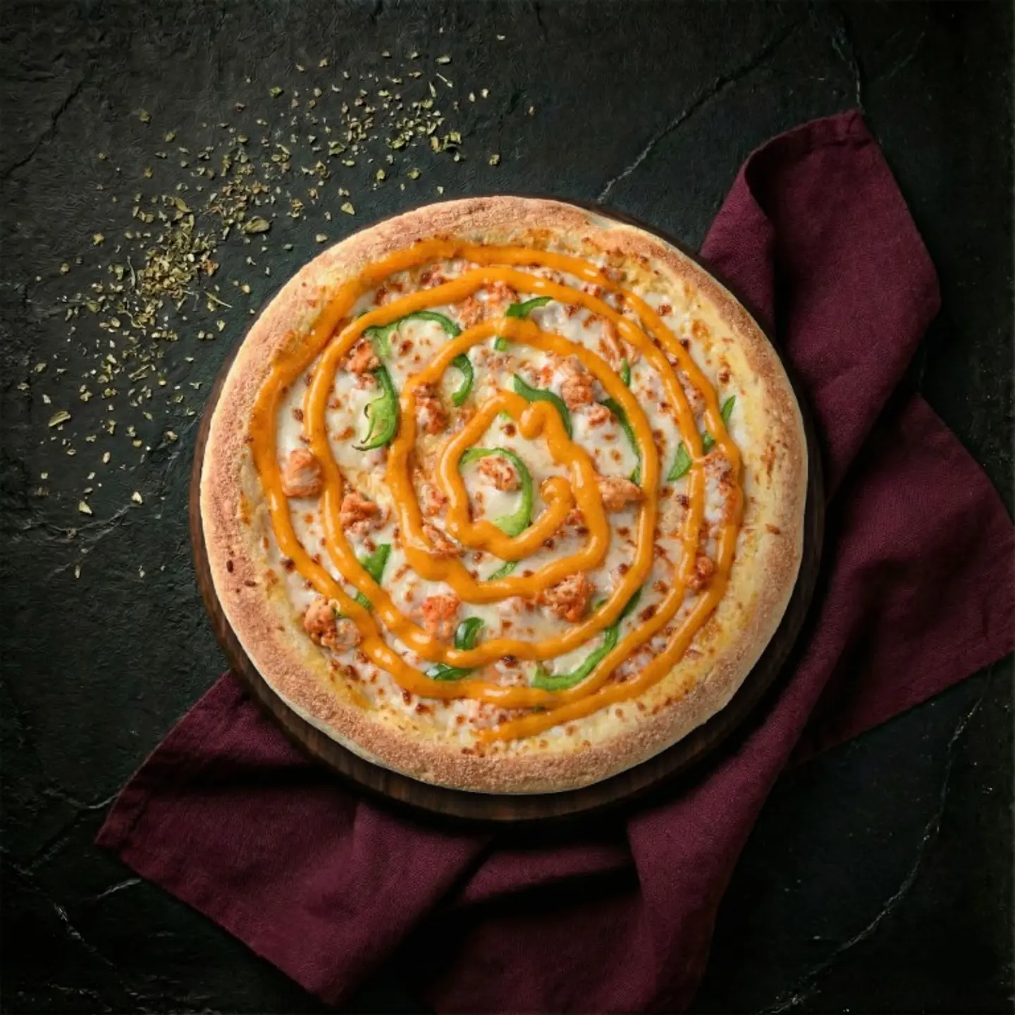 بيتزا ديناميت تشكن كبير