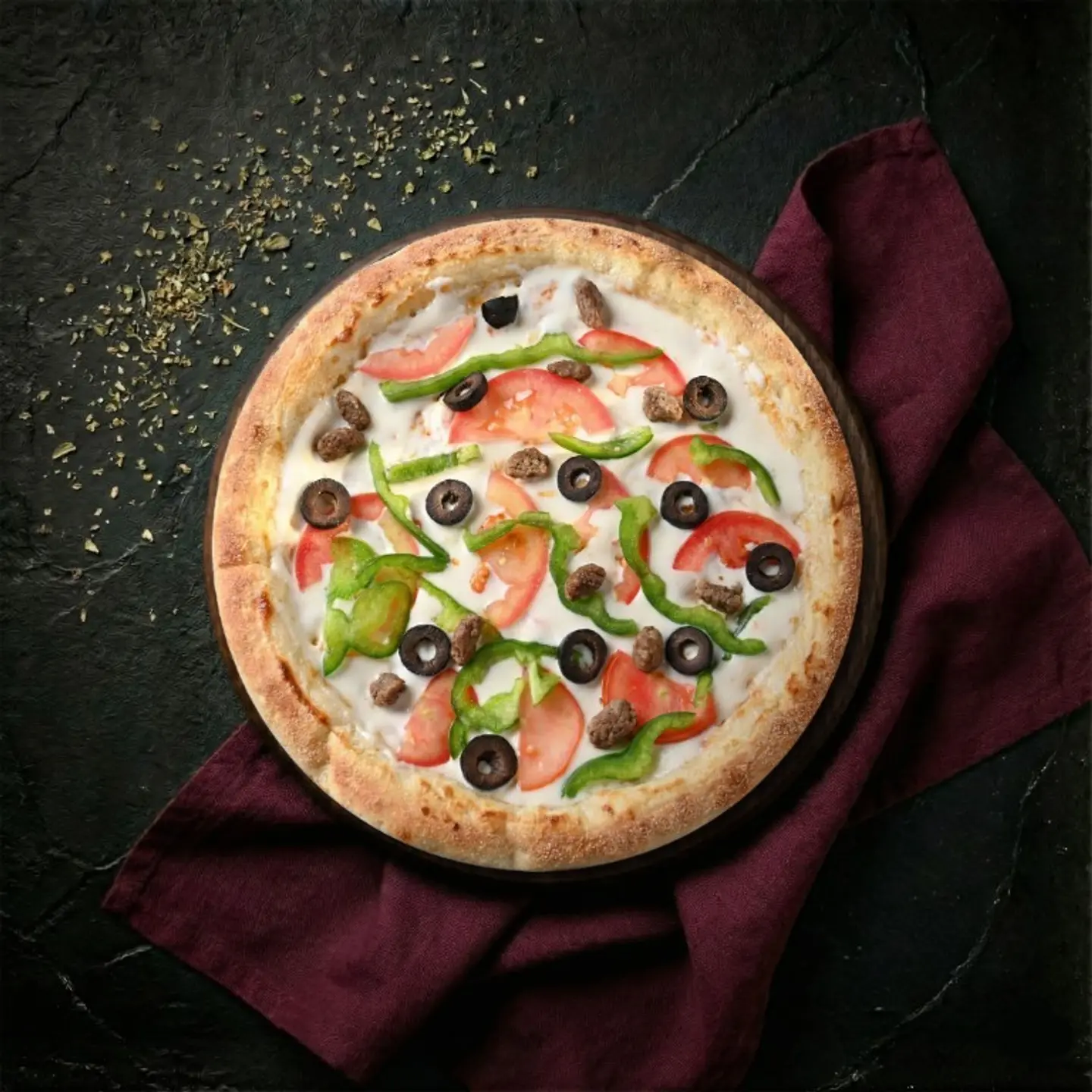 بيتزا بيف جبن سايل وسط