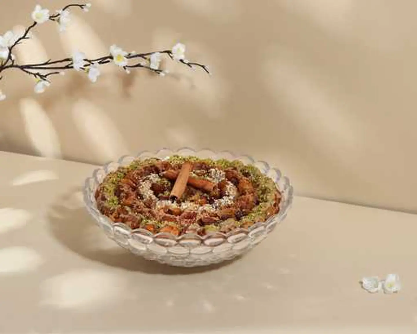 صحن تمر محشي