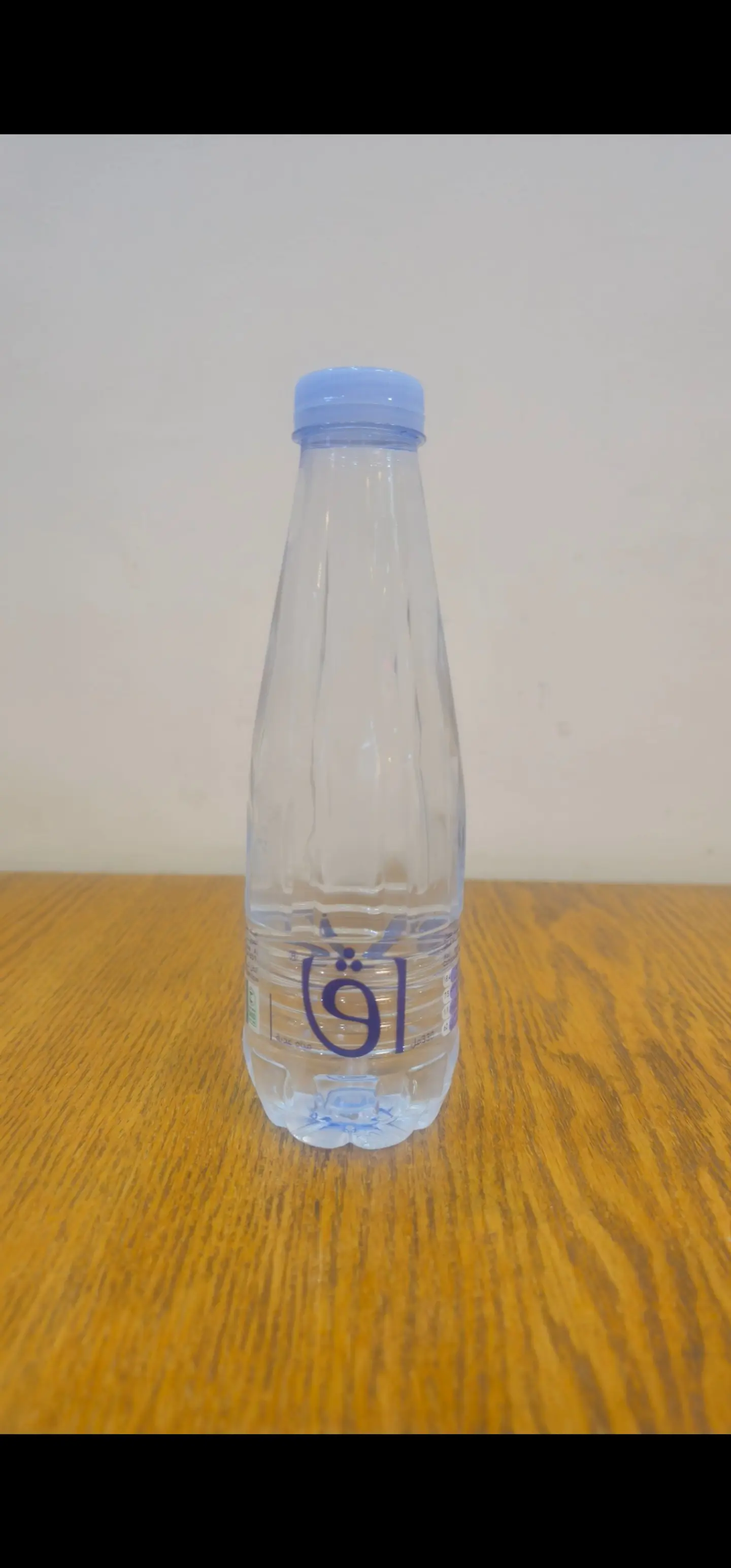 علبة ماء
