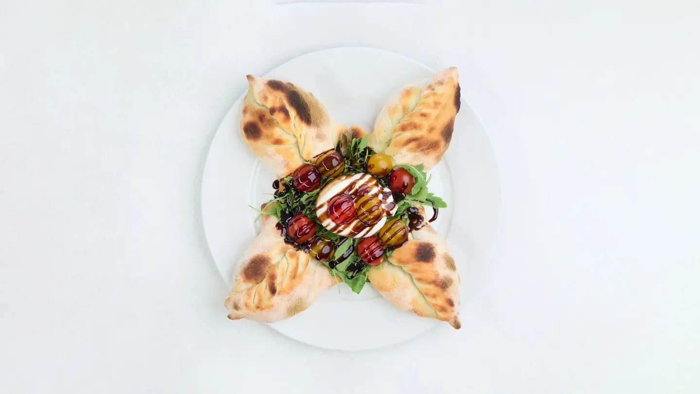Calzone Burrata Pizza
