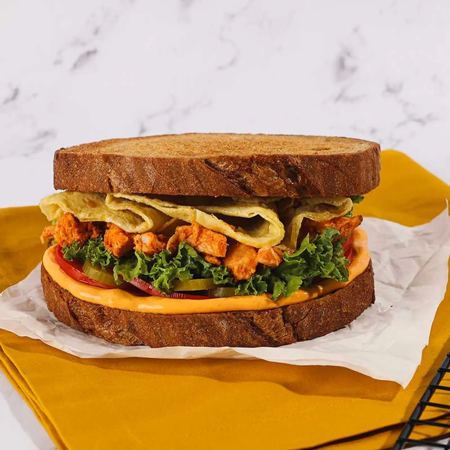 Buffalo Chicken & Omlette Sando