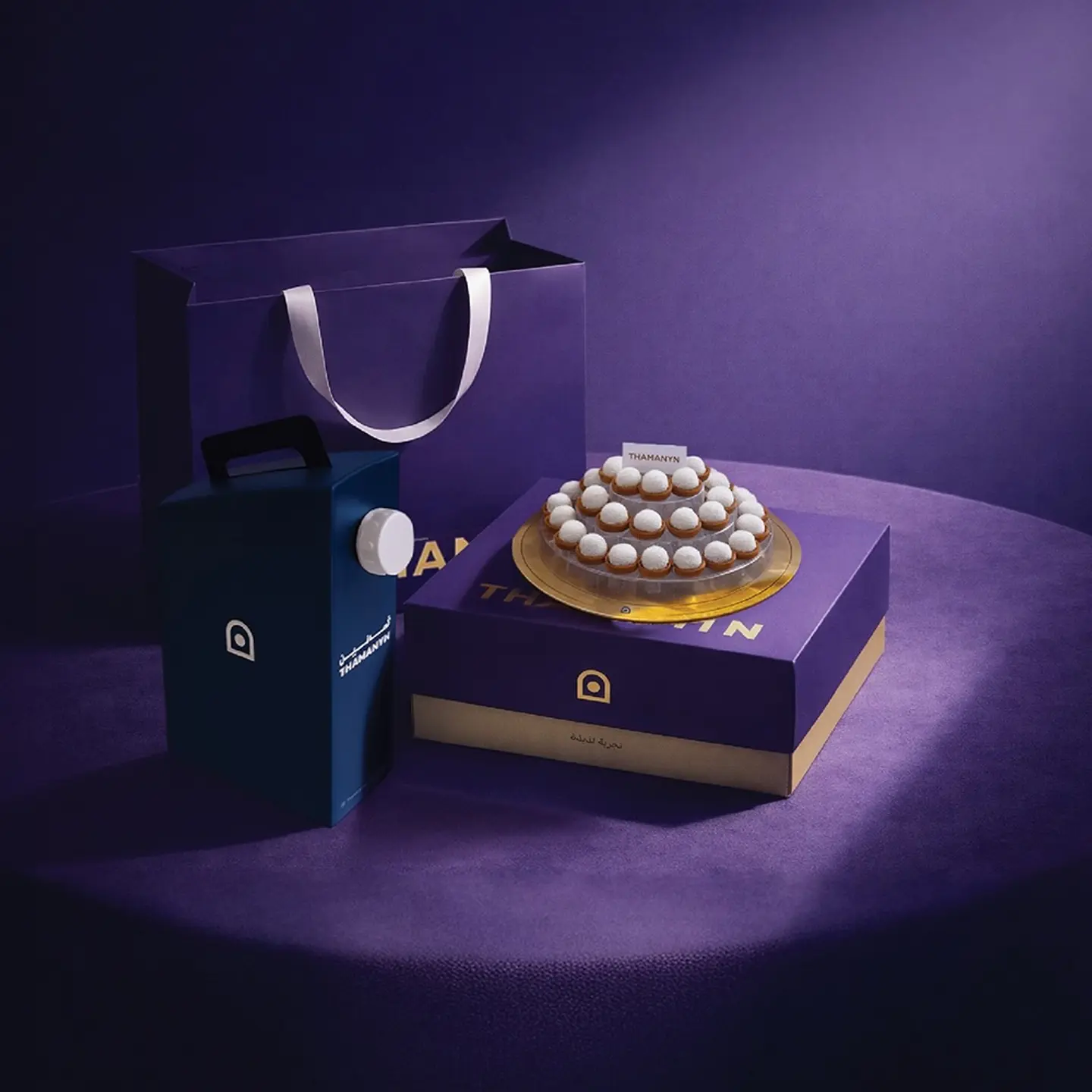 بوكس كوكنت بايتس مع بوكس قهوة