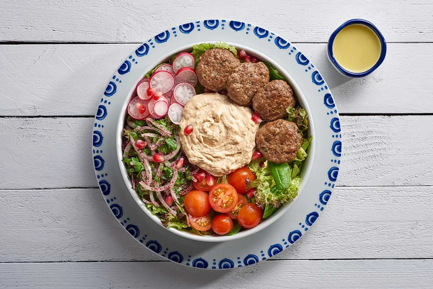 طبق كفتة و بابا حمص