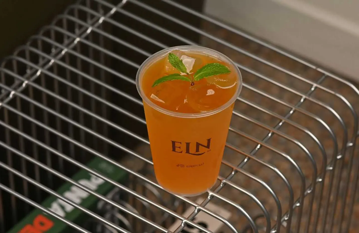 شاي مثلج بالخوخ