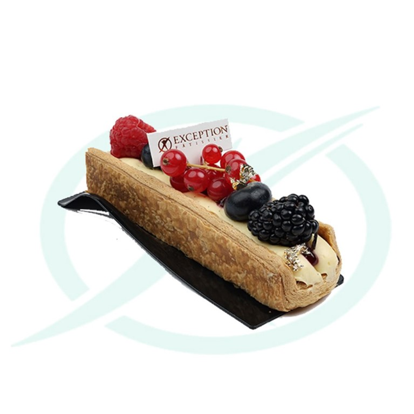 Mille Feuille With Custard And Fruits